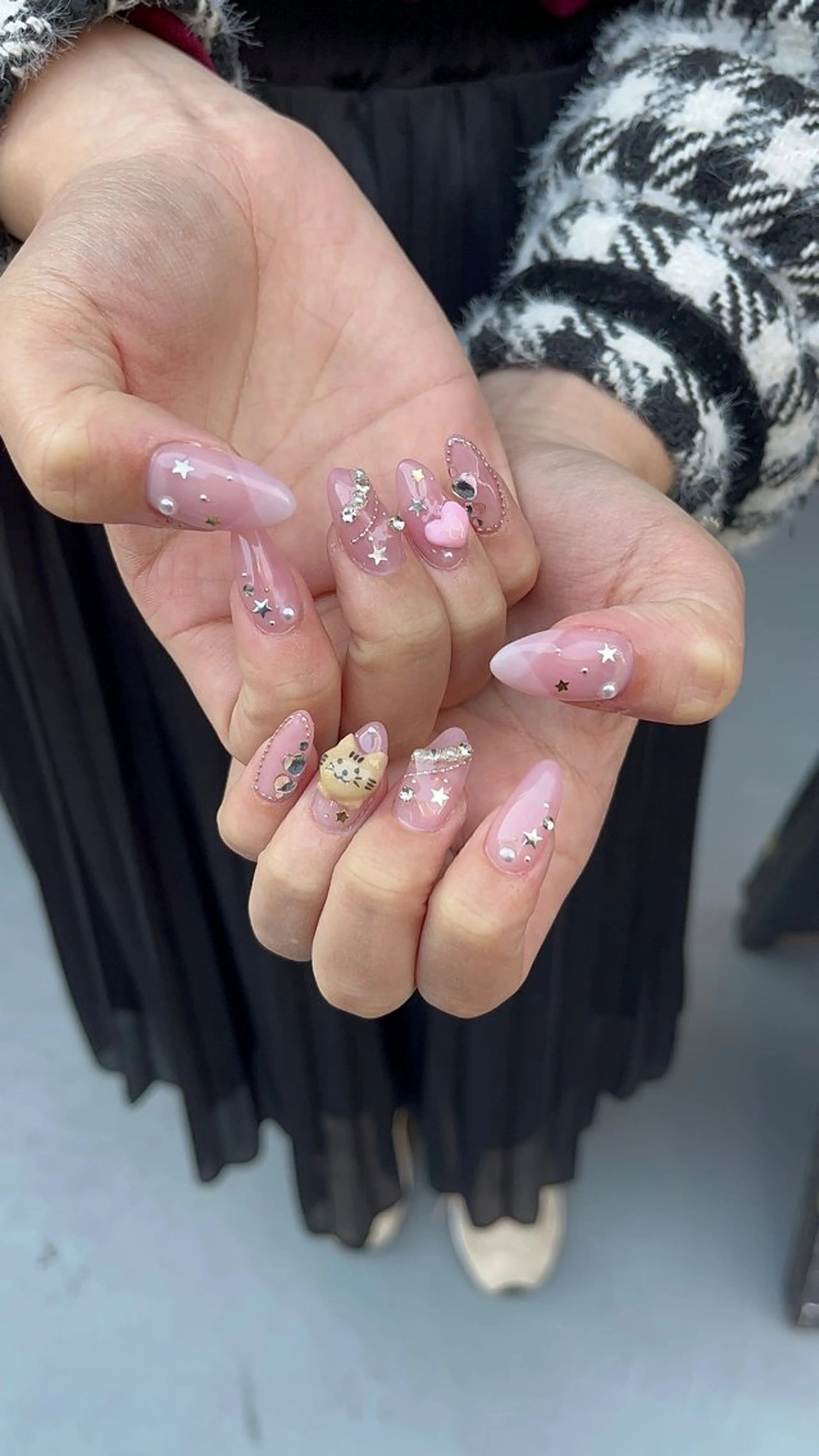 ネイル ハンドネイル IROHA Nail 矢掛萌子のネイルデザイン