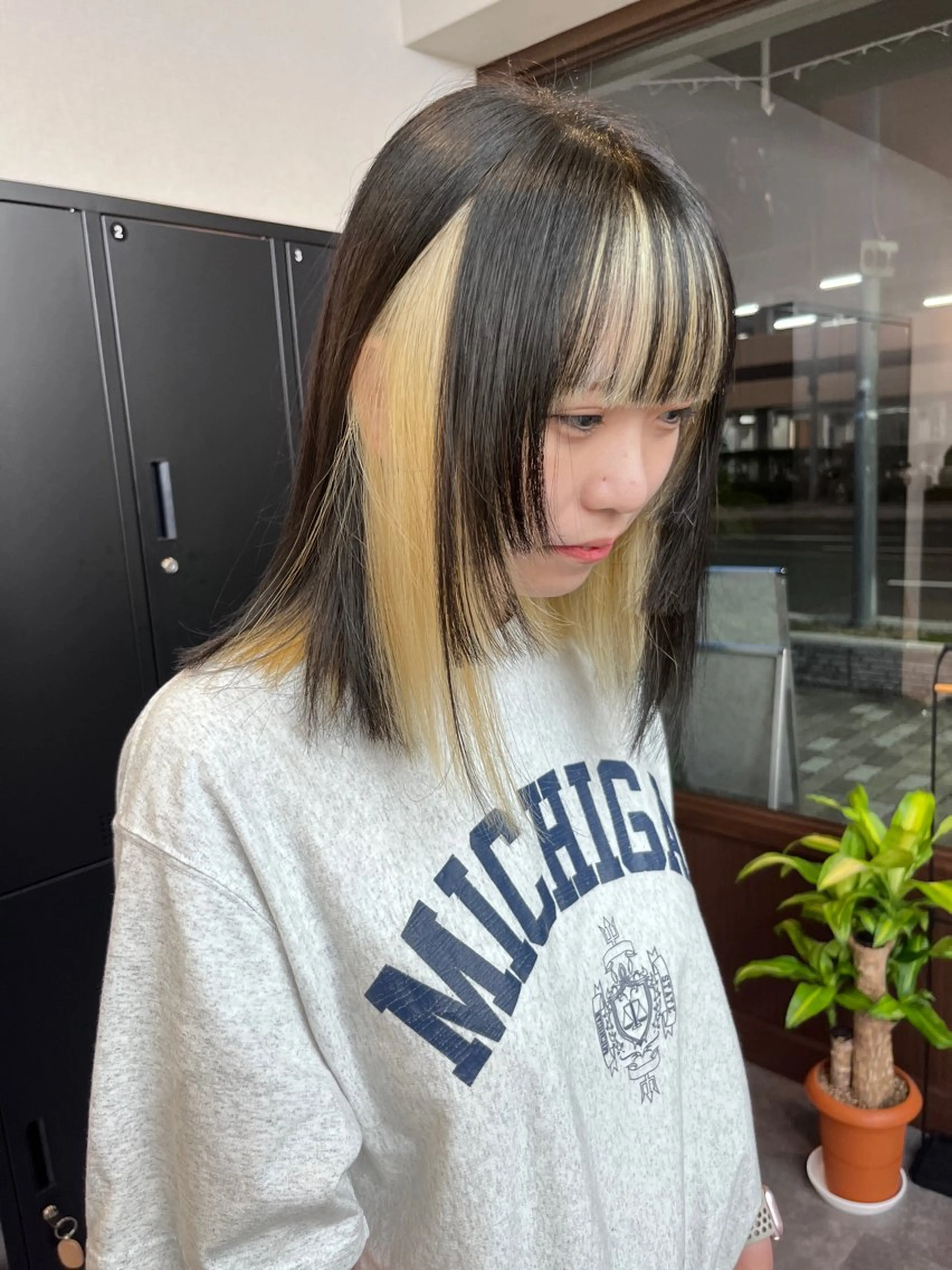 ミディアム カラー ミストバング ブリーチ ブロンド  フェイスフレーミング ヘアカラー トリートメント enn.bleach by t.a.g所属・SHUNTA /ブリーチ/レイヤーのヘアスタイル