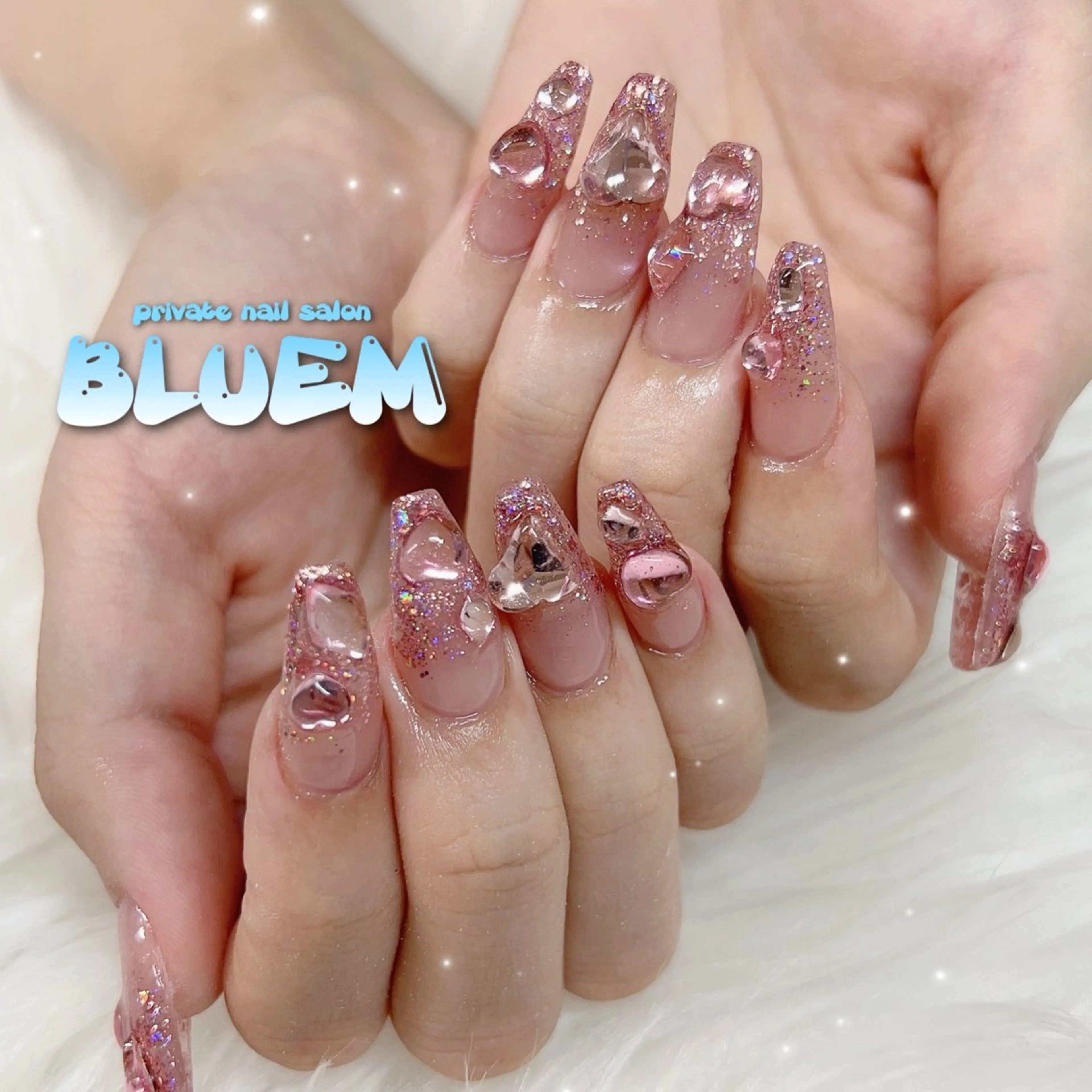 ネイル ハンドネイル BLUEM なな🐶のネイルデザイン