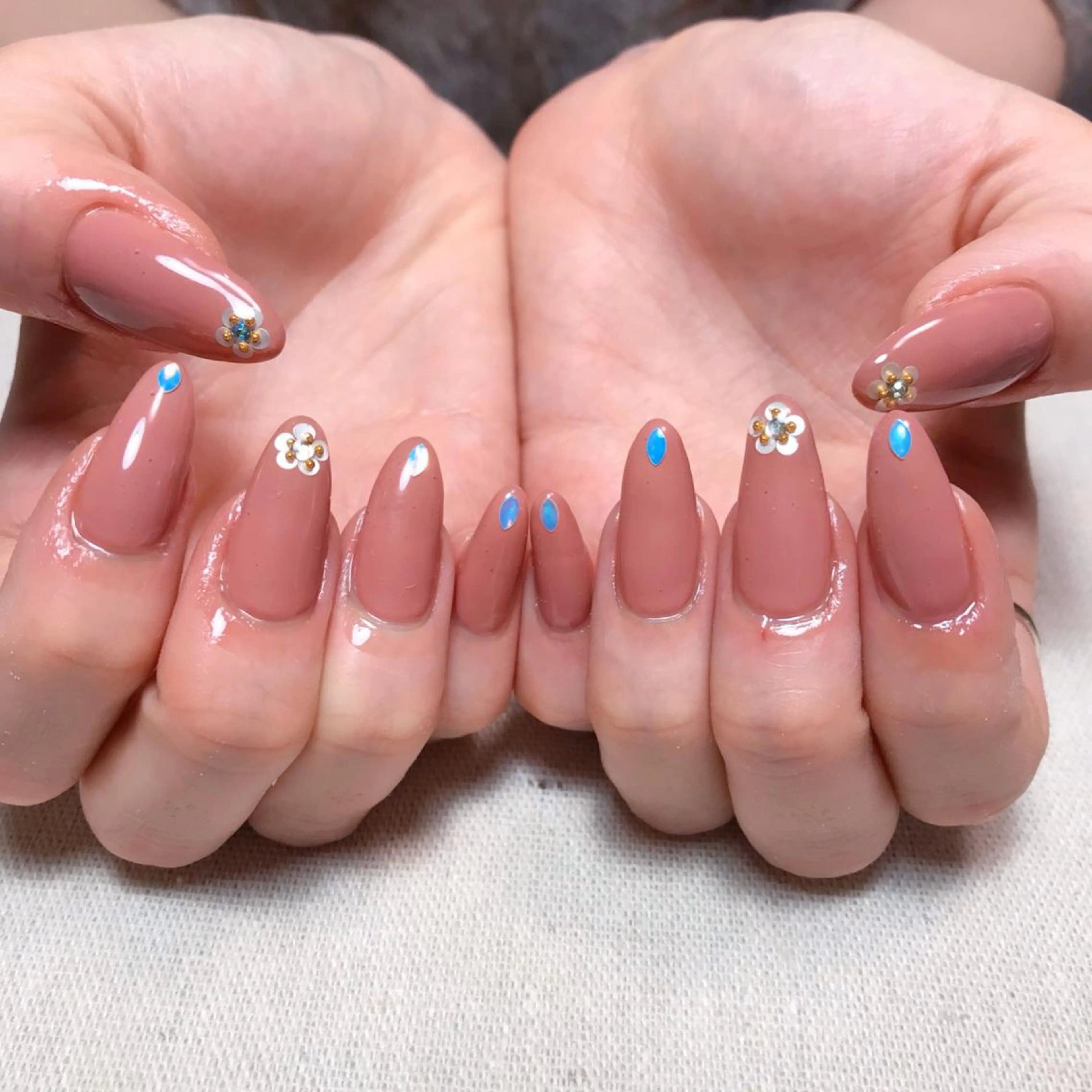 ネイル ハンドネイル 💅 Ai.のネイルデザイン