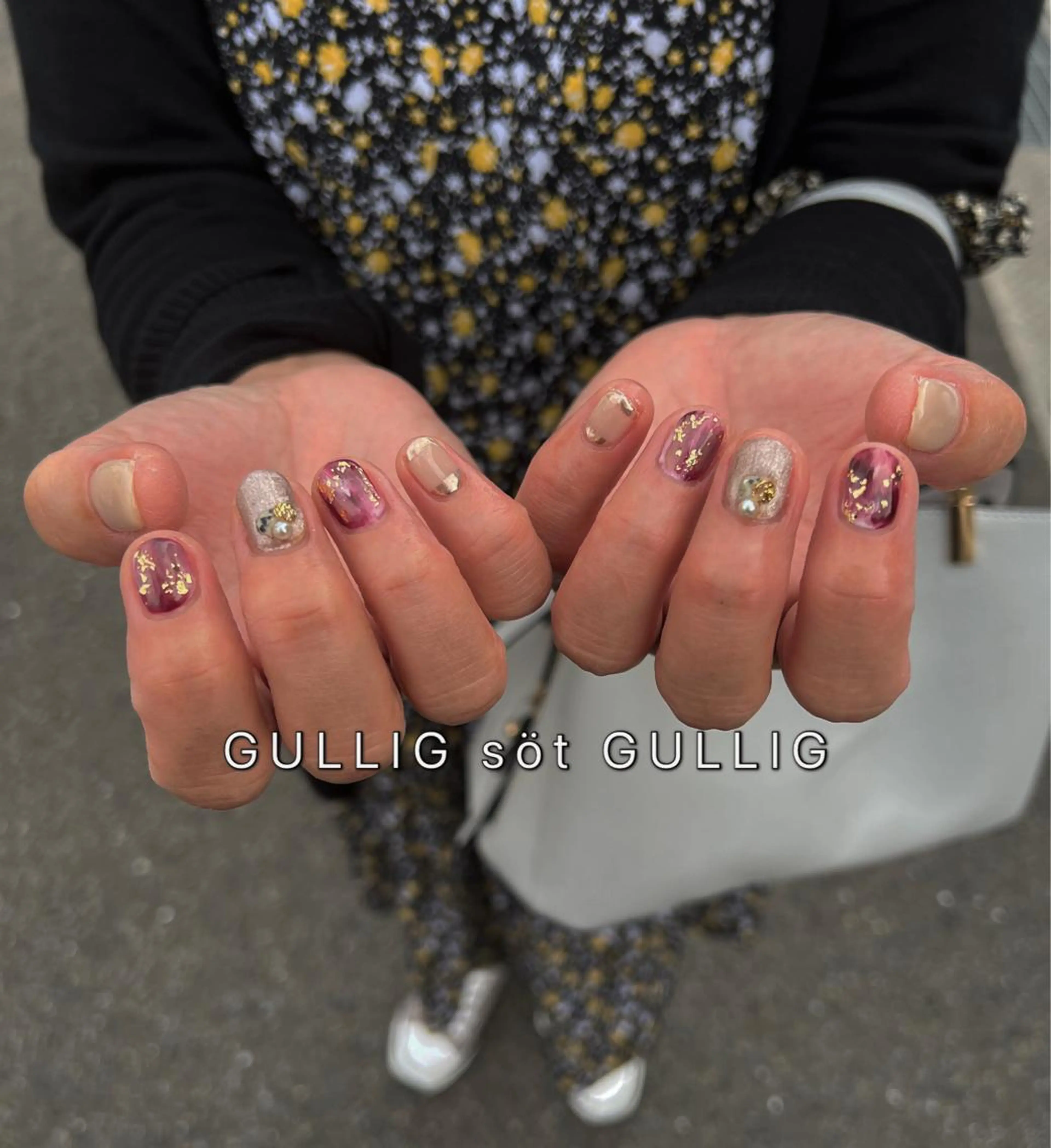 ネイル GULLIG söt GULLIGのネイルデザイン