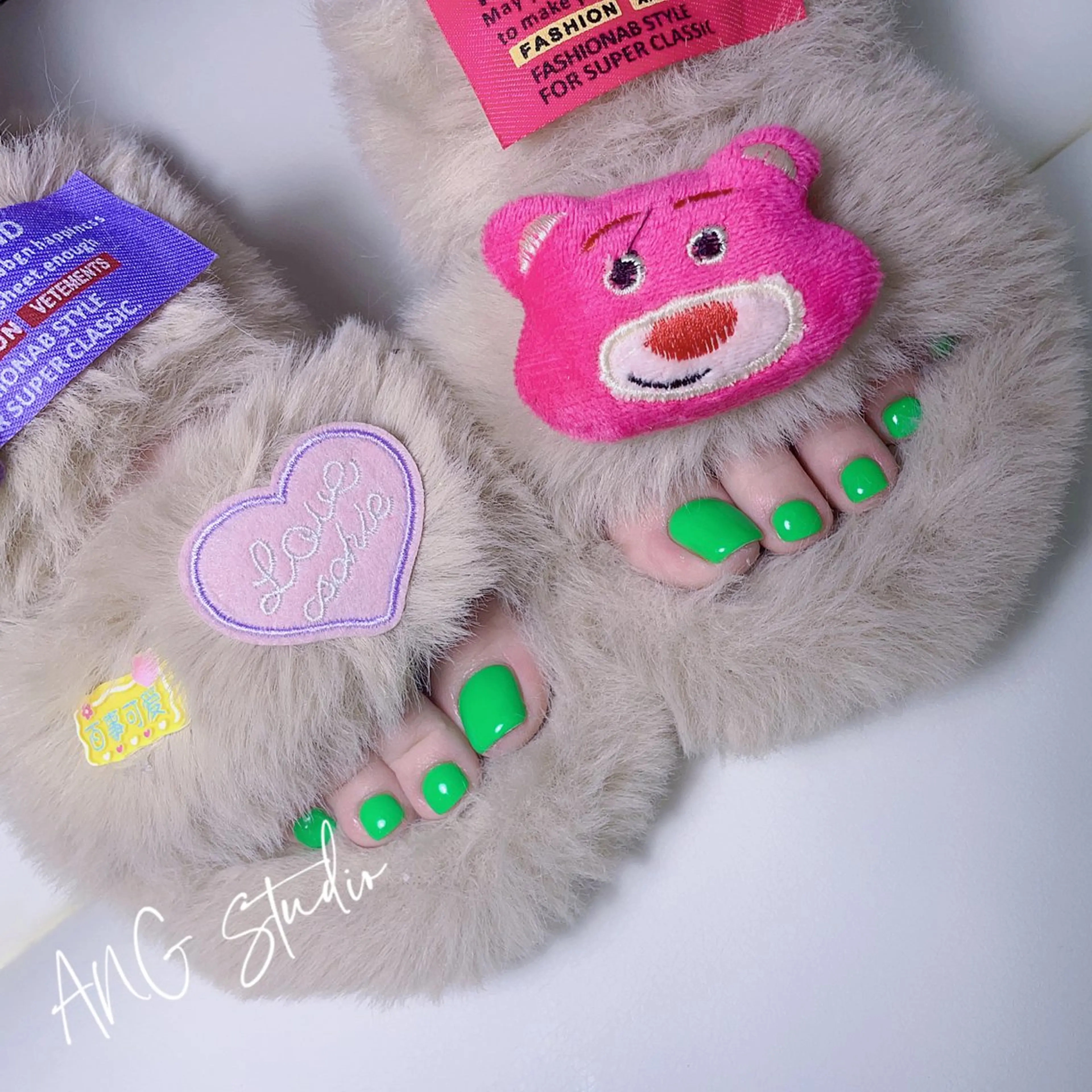 ネイル フットネイル ANG Studioのネイルデザイン