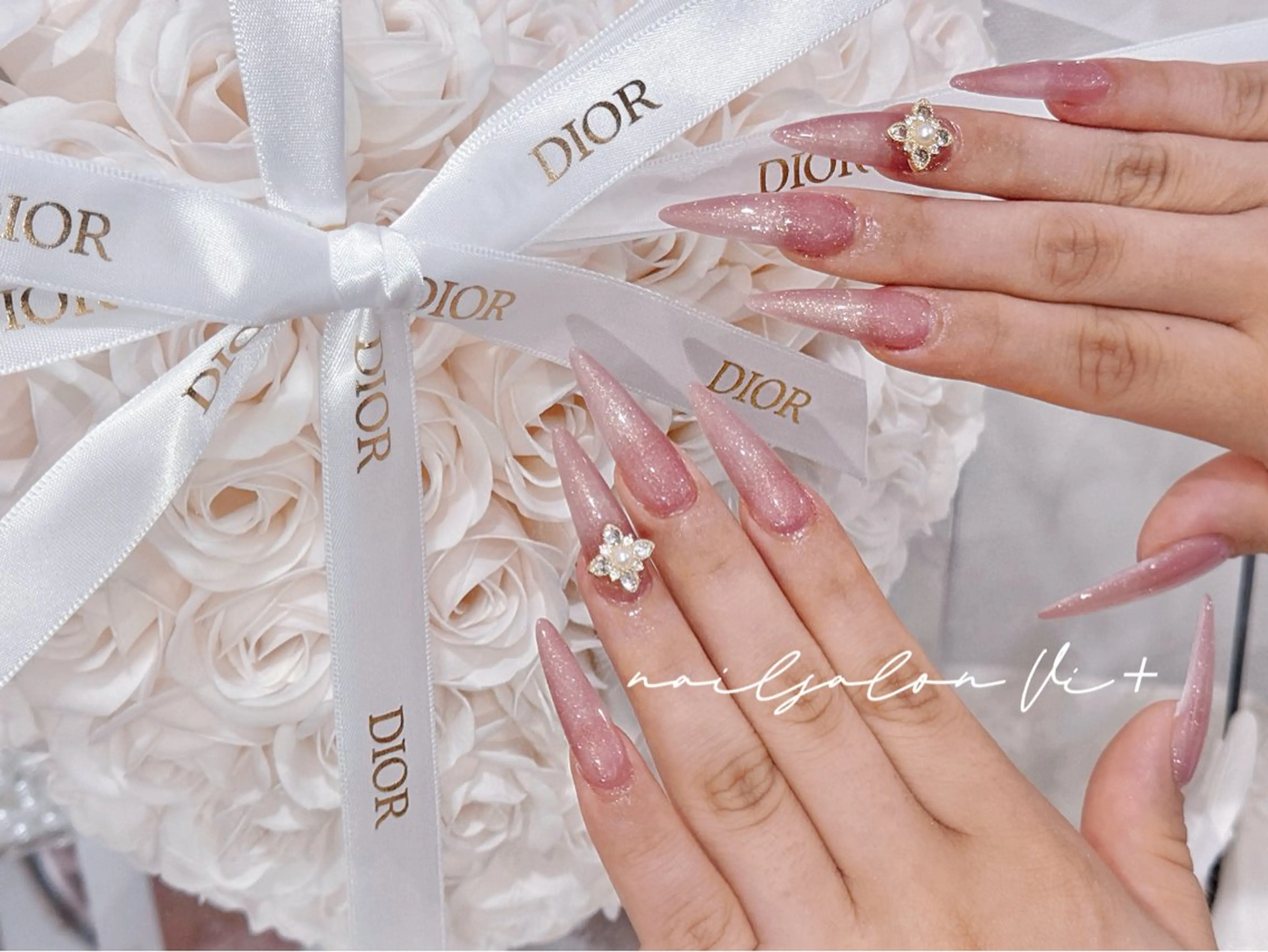 ネイル ✨Nailsalon Vi+✨のネイルデザイン