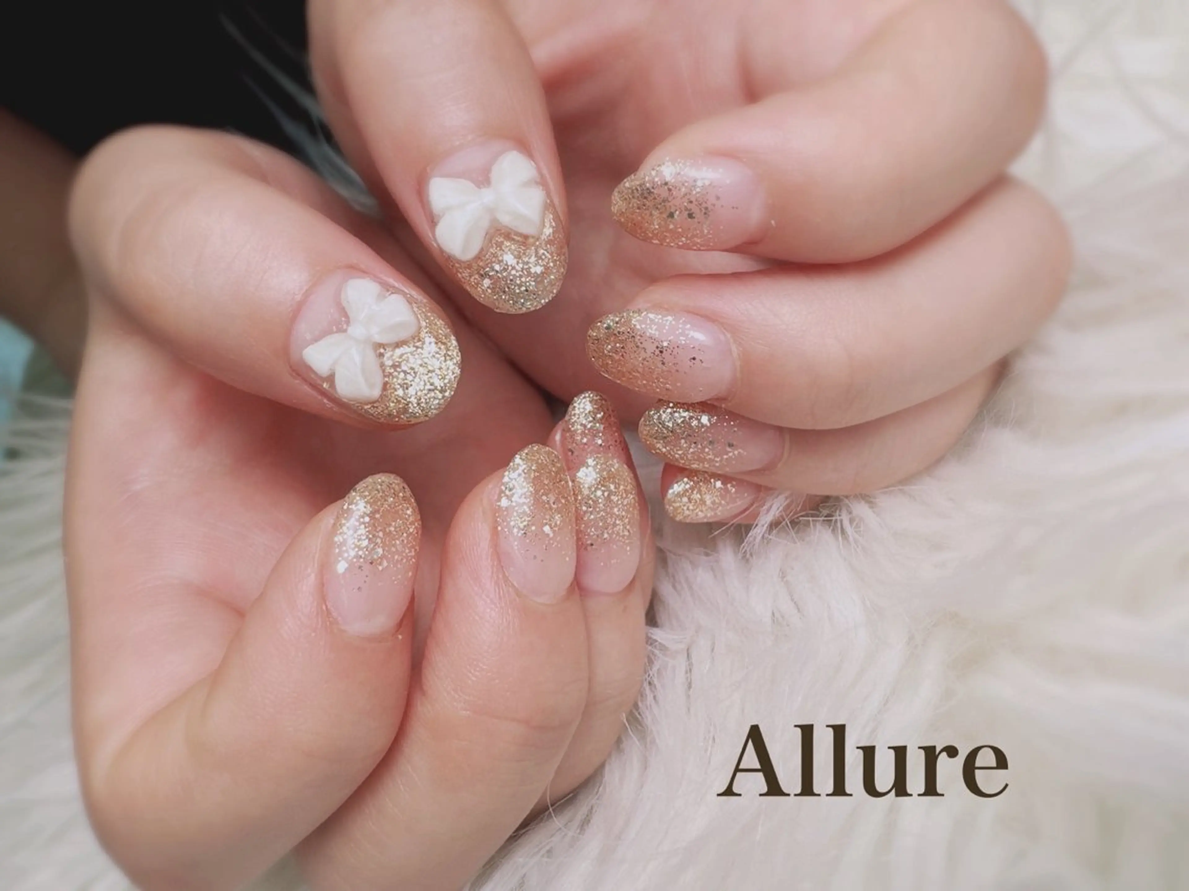 ネイル ラメ(グリッター) ラメグラデーション Allure Yuuのネイルデザイン