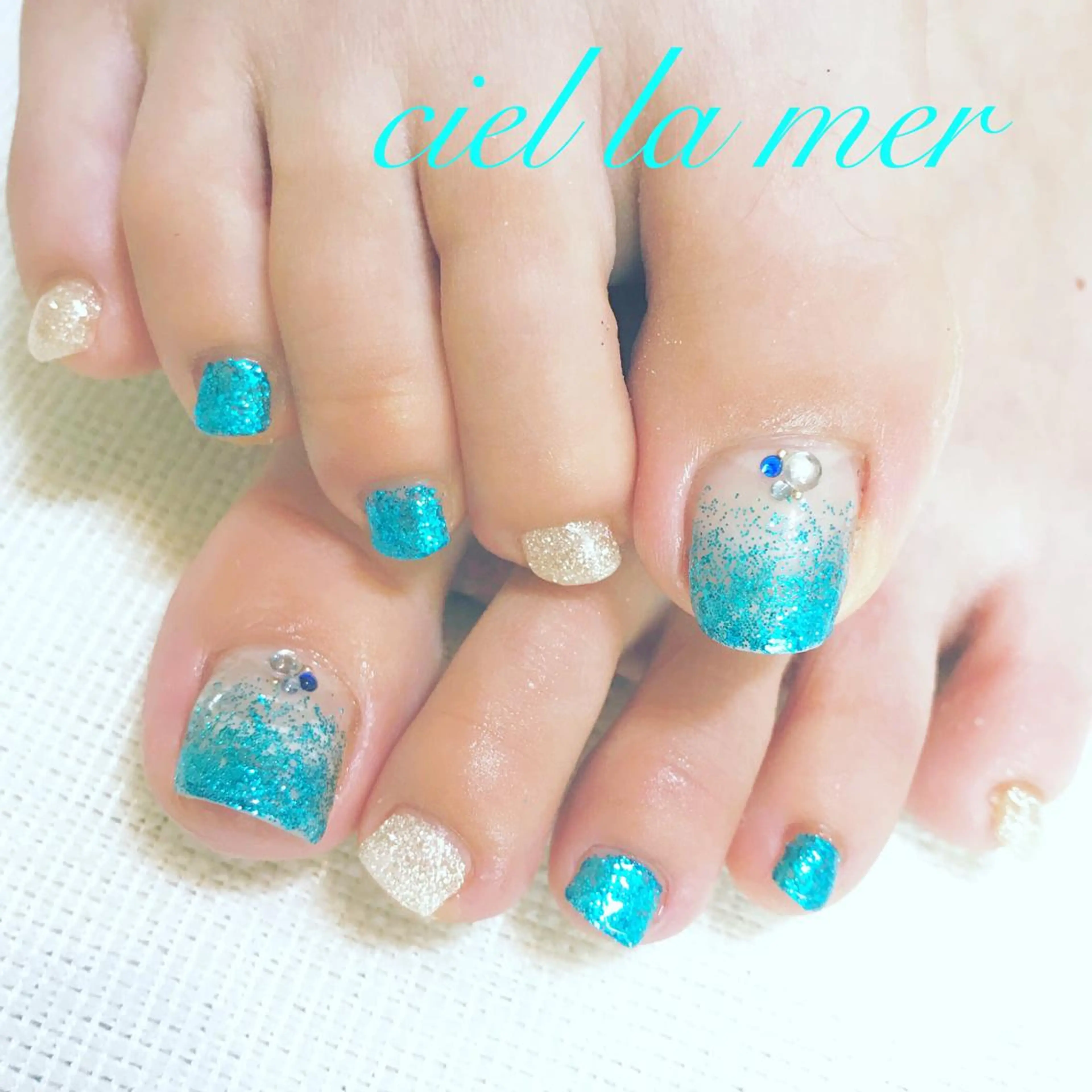 ネイル ハンドネイル フットネイル ciel la merのネイルデザイン