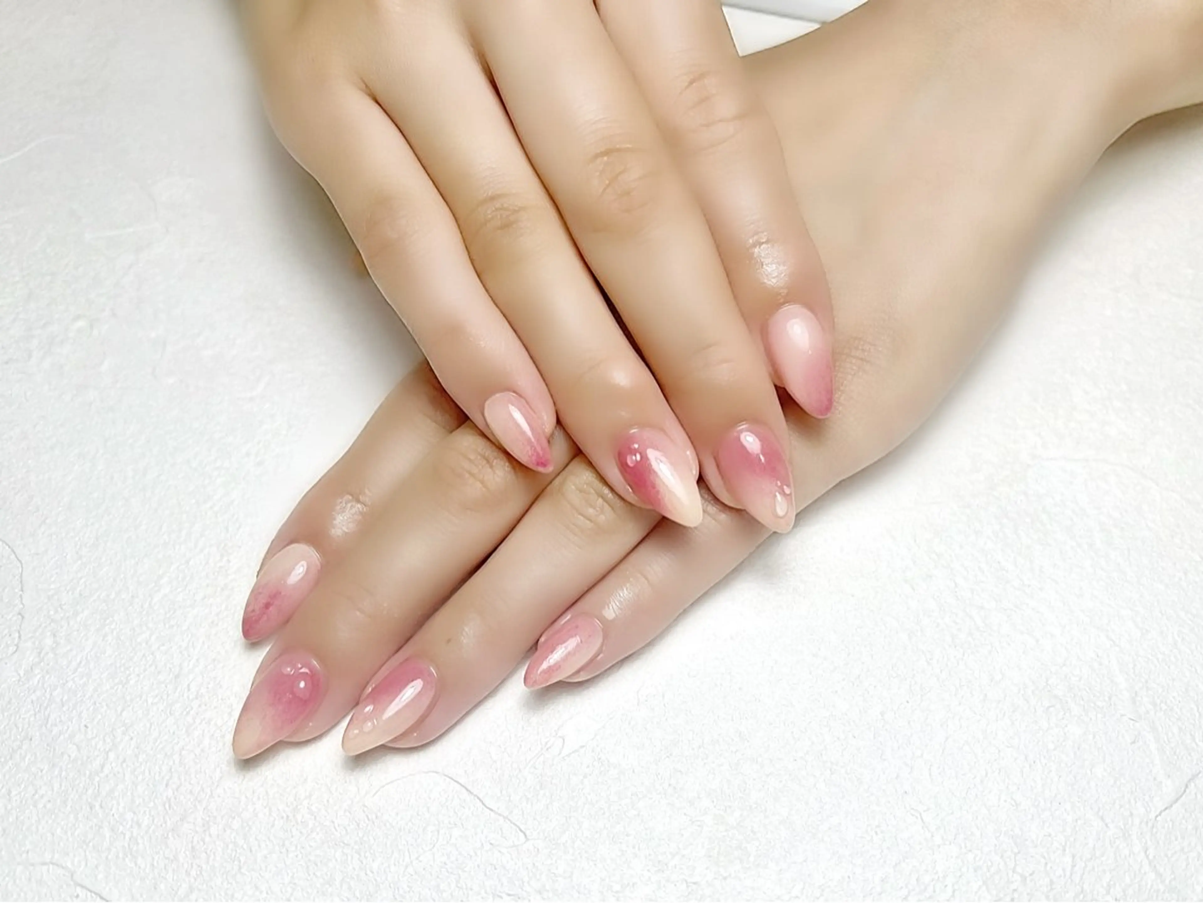 ネイル ニュアンスネイル 夏ネイル rouse nail RISATOのネイルデザイン