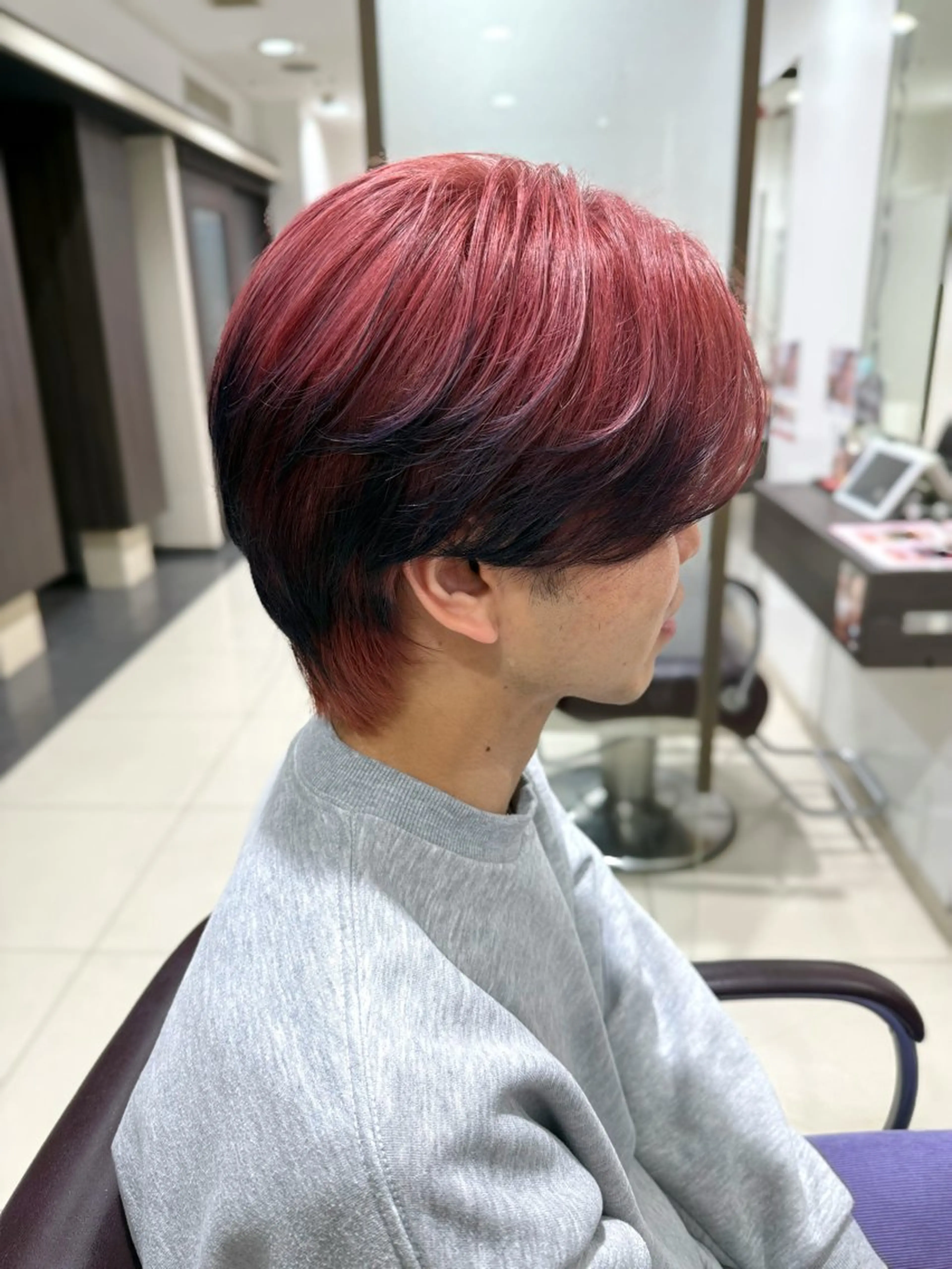 カラー メンズ カット ヘアカラー 艶カラー/縮毛矯正/ ブリーチカラー/みなのヘアスタイル