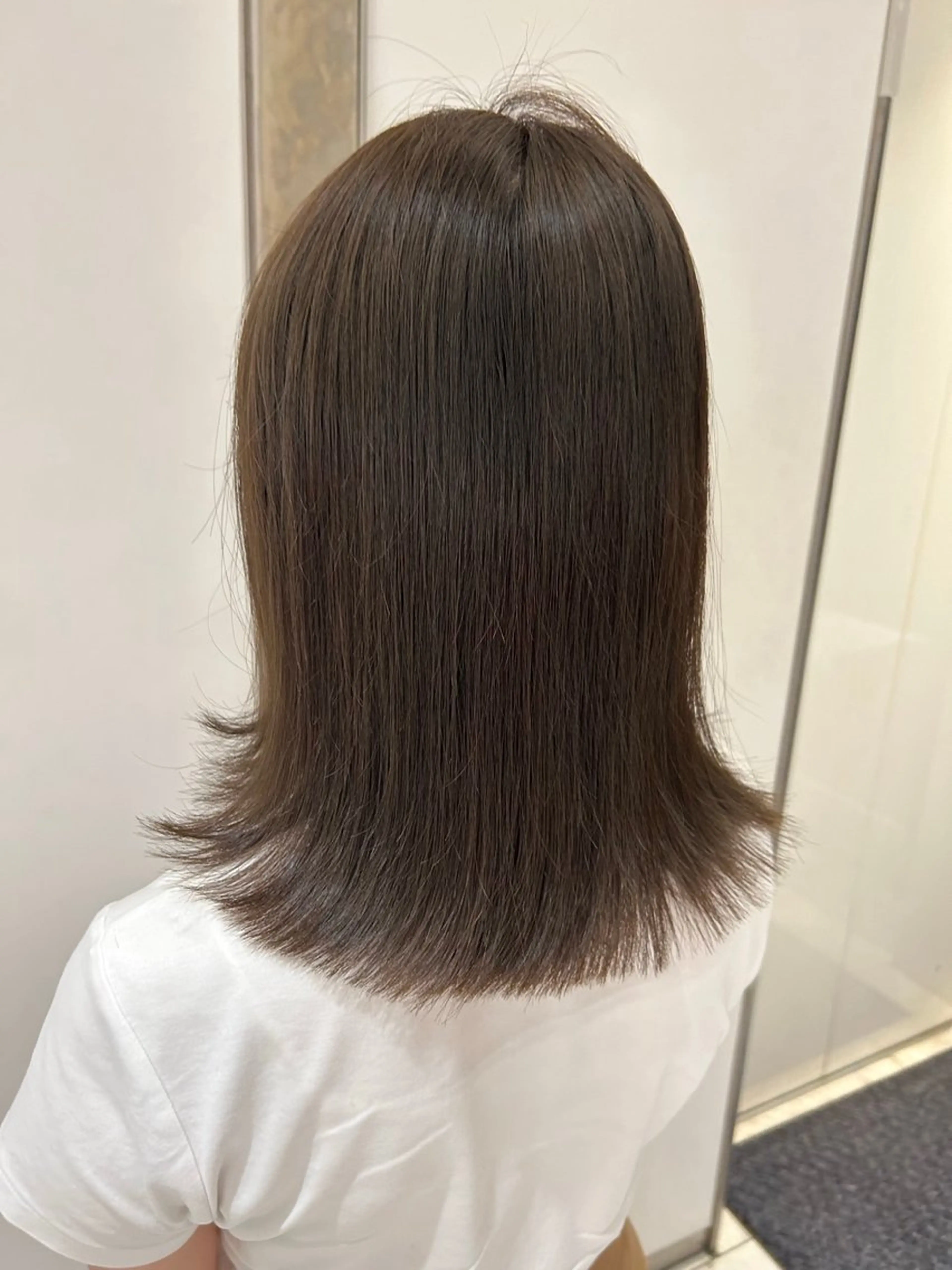 ミディアム カラー ヘアカラー 韓国っぽ透け感カラー マンツーマン🫧なおのヘアスタイル