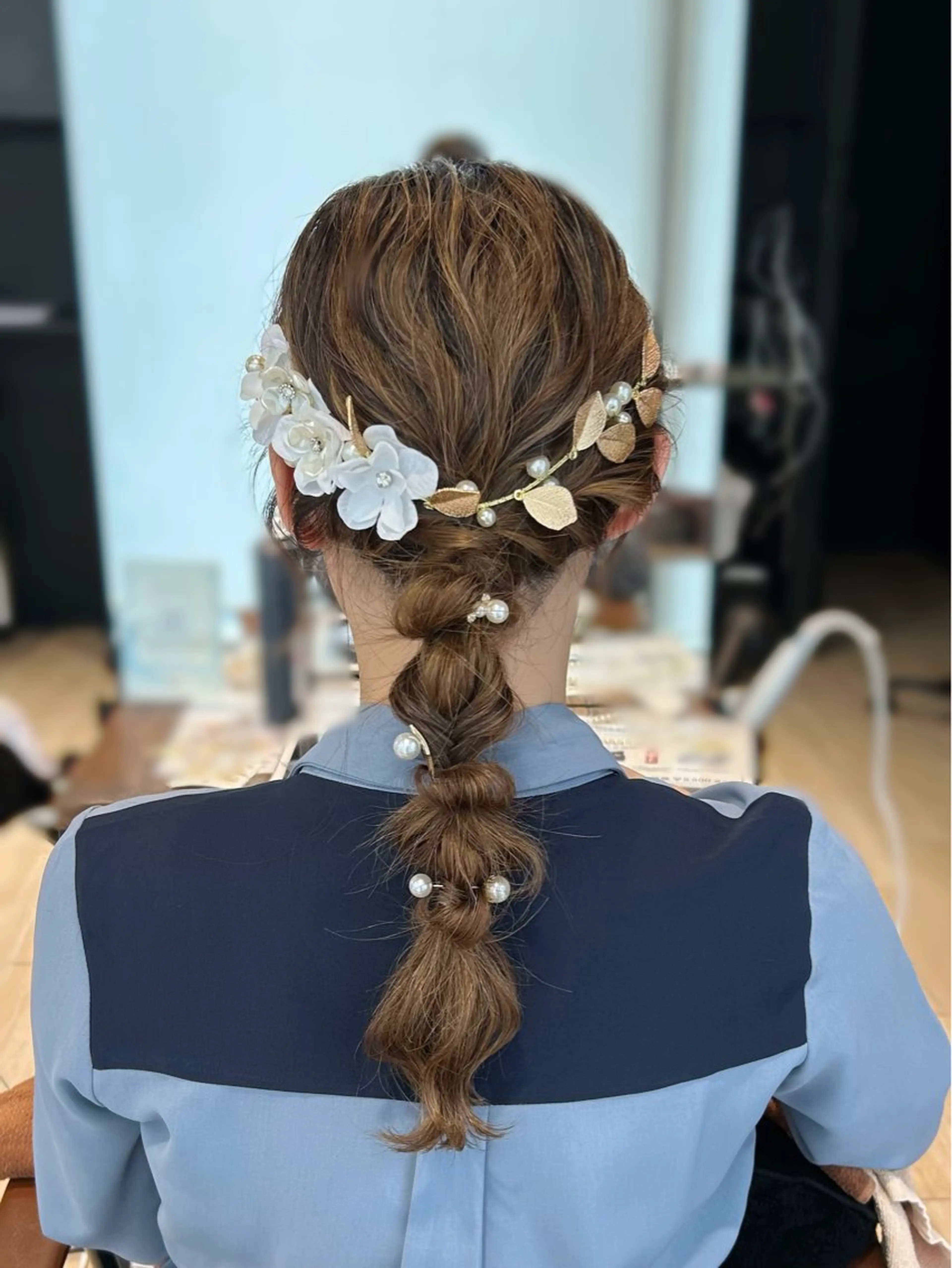 セミロング カラー ヘアアレンジ 玉ねぎヘアー ヘアセット 髙木美緒🌿 レイヤー/アレンジのヘアスタイル