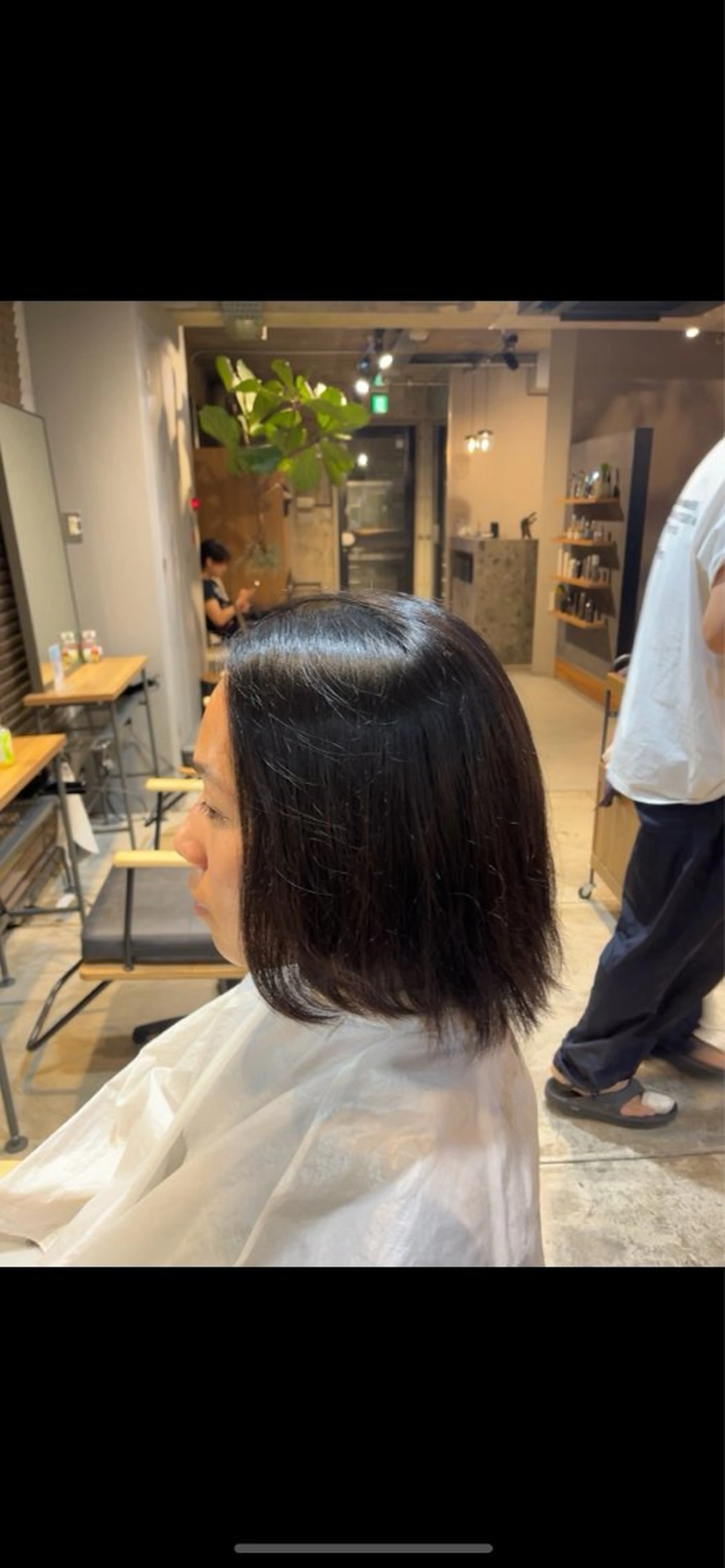 ミディアム ☀️マナカ/縮毛矯正 カラー/表参道のヘアスタイル