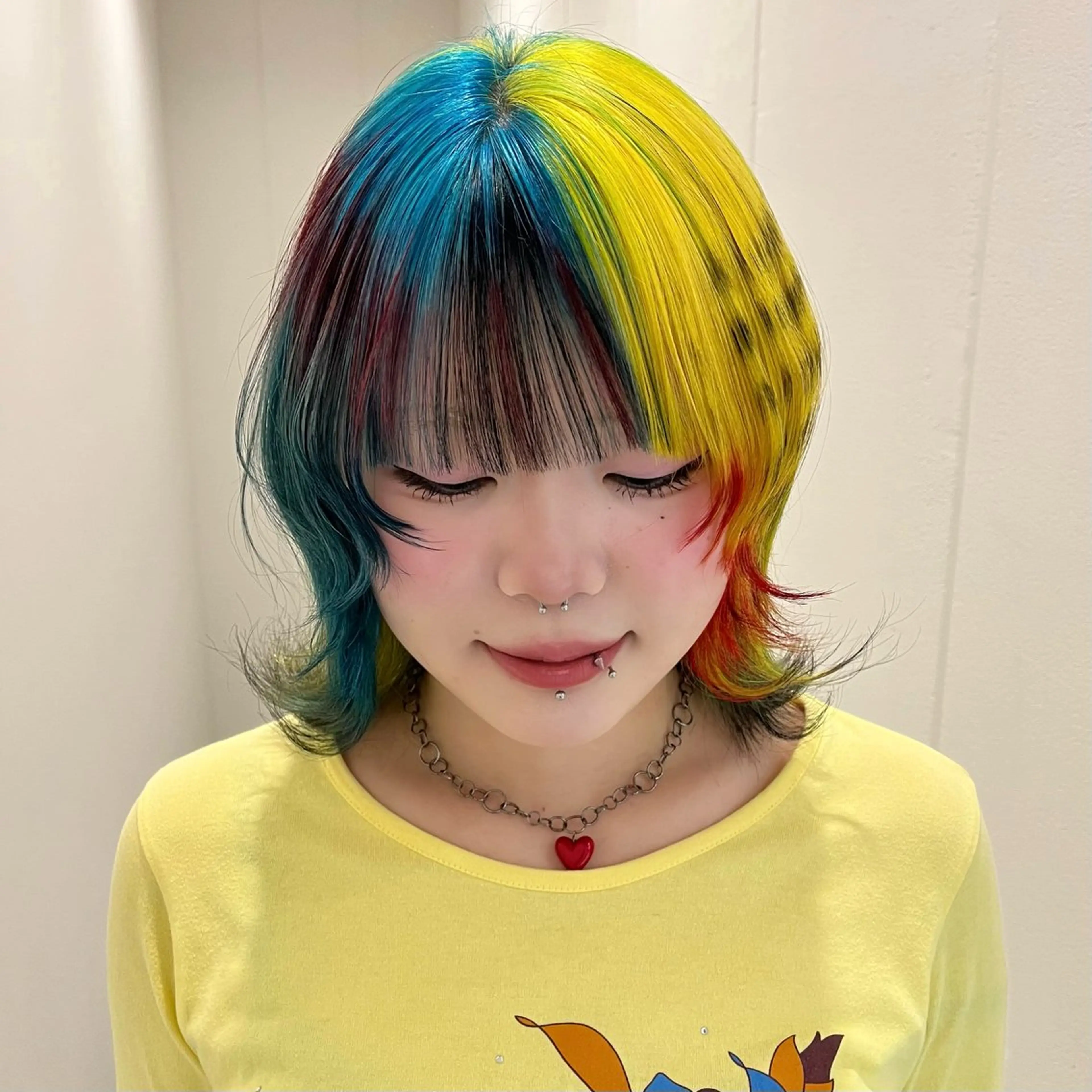 ミディアム カラー iris栄店所属・津江 成美のヘアスタイル