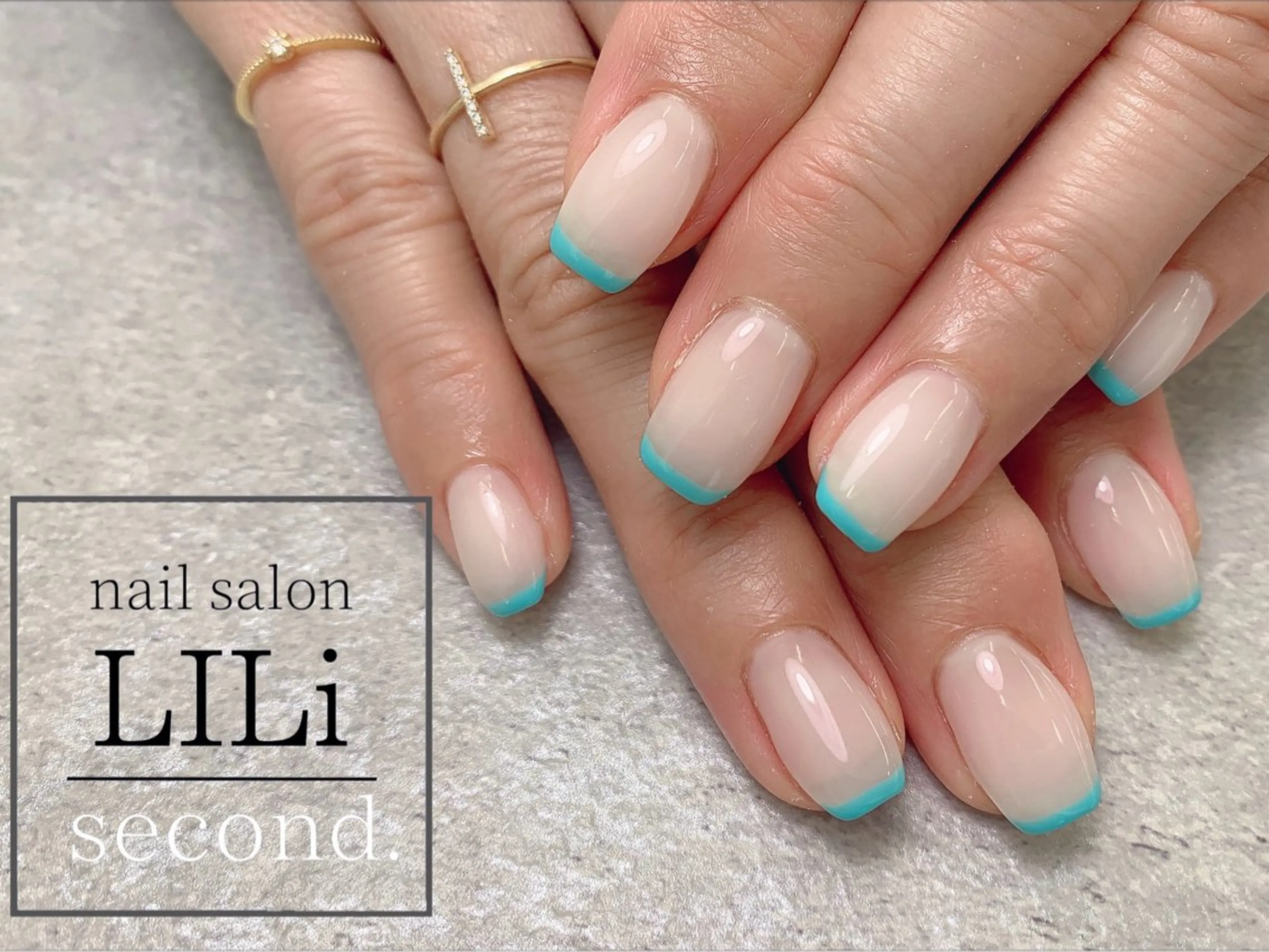 ネイル ブルー フレンチネイル Sari ✳︎のネイルデザイン