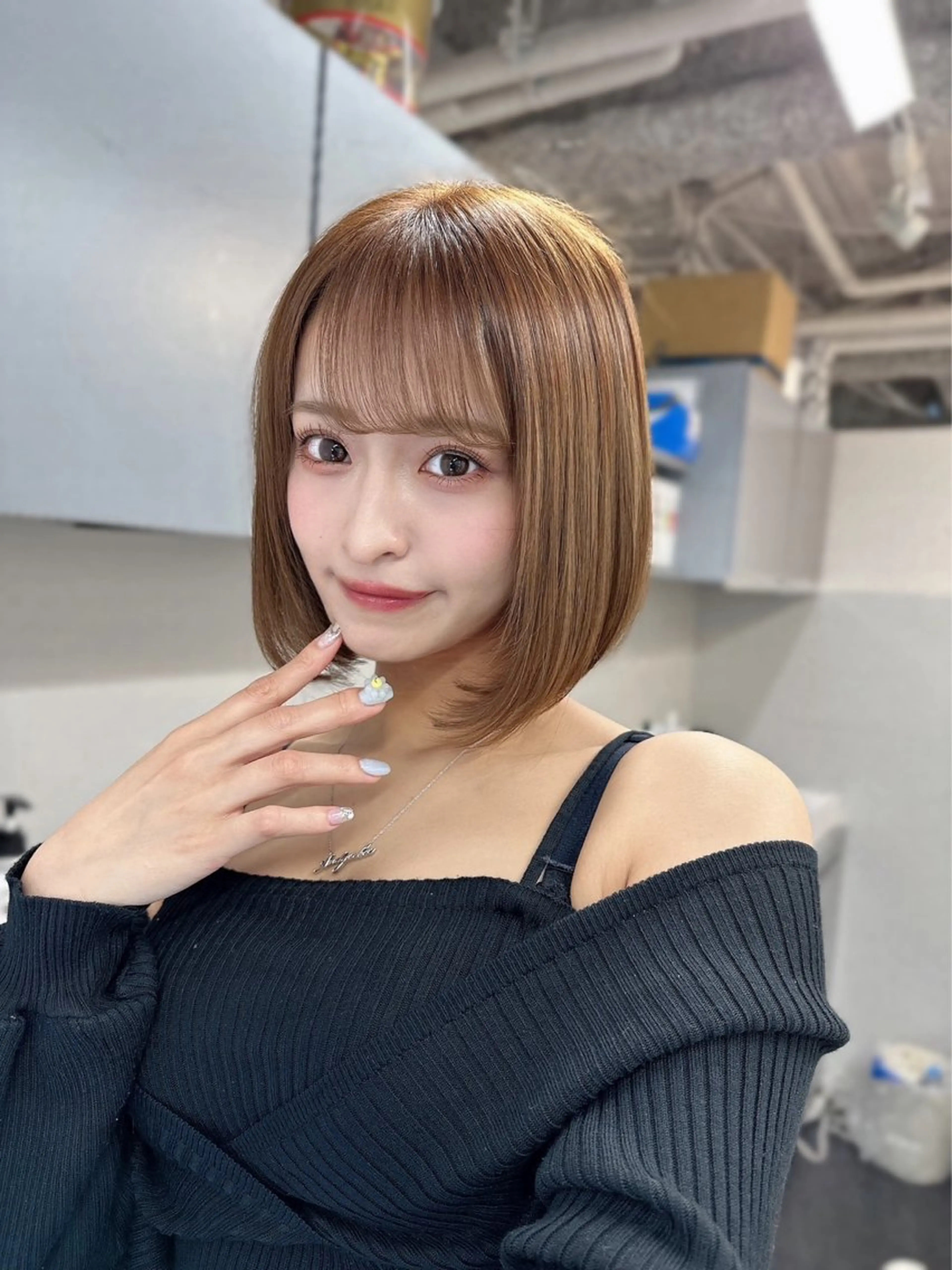 ミディアム カラー カット ヘアカラー トリートメント 顔まわりの神様✨ 透明感カラー藤嶋秀幸のヘアスタイル