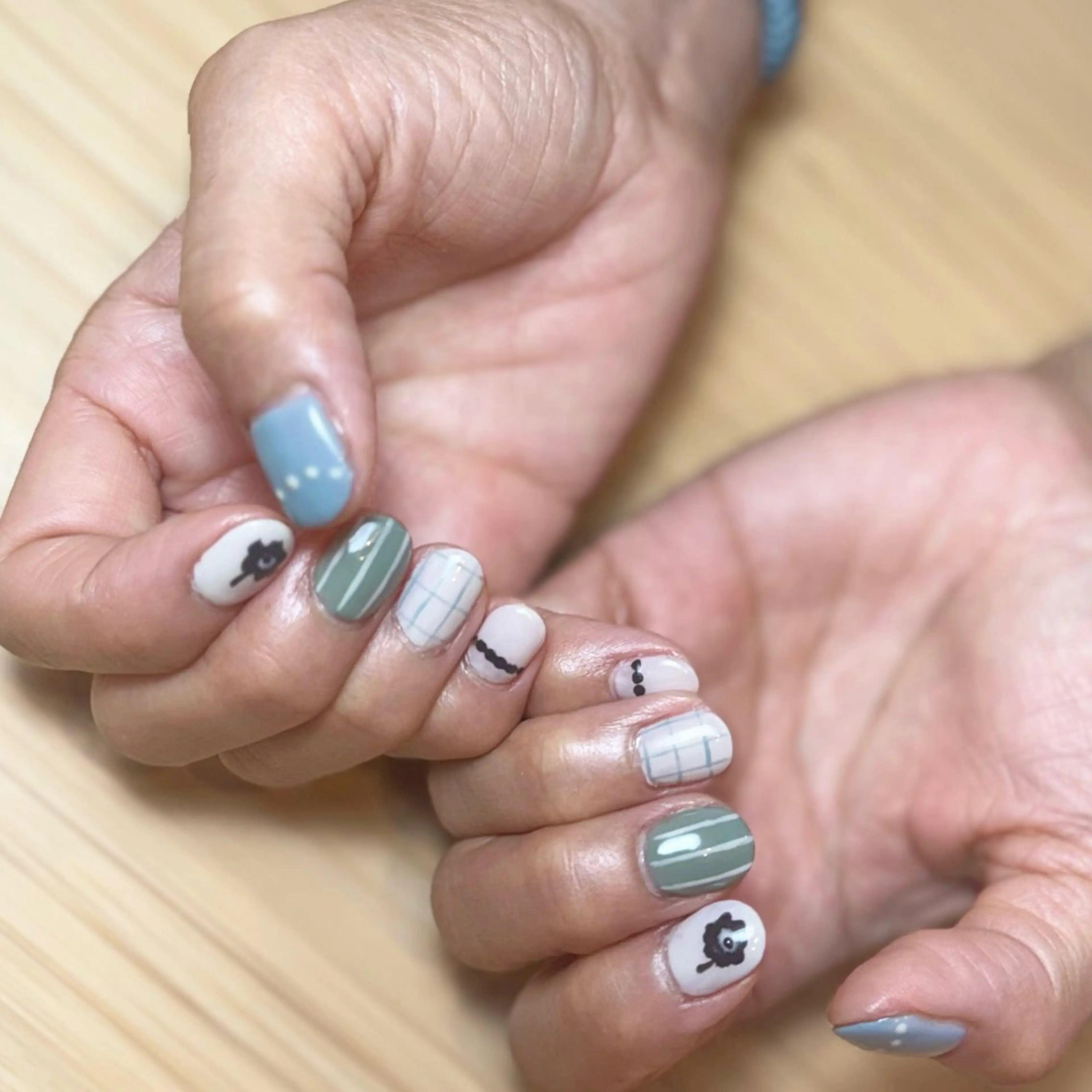 ネイル ハンドネイル ネイルメゾン石川橋 フジオカサキのネイルデザイン