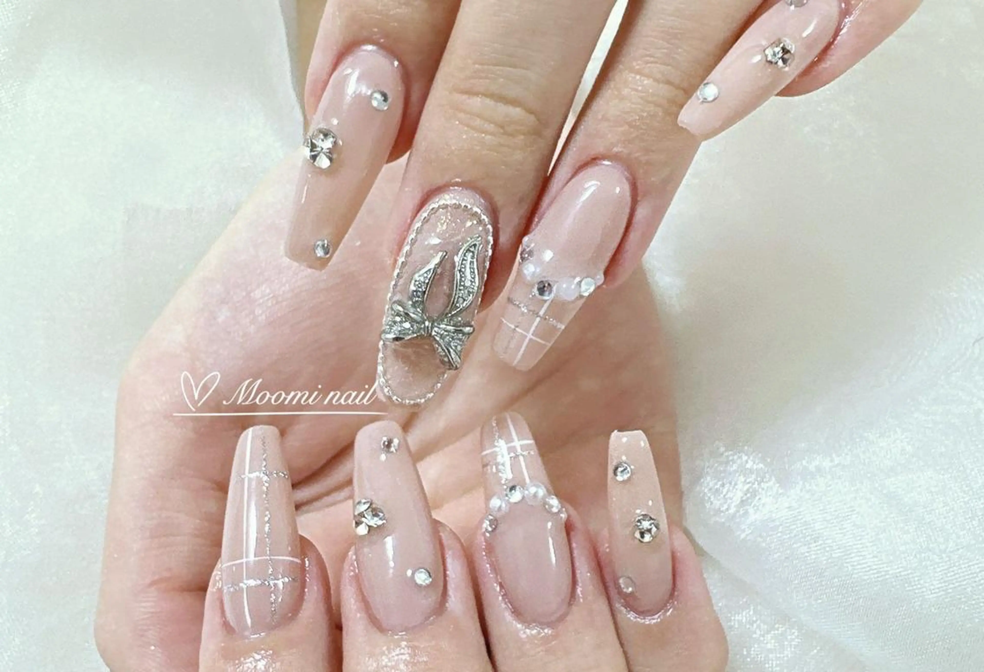 ネイル 成人式 長さ出し フットネイル フレンチネイル ジェルネイル moomi nail スカルプ専門のネイルデザイン