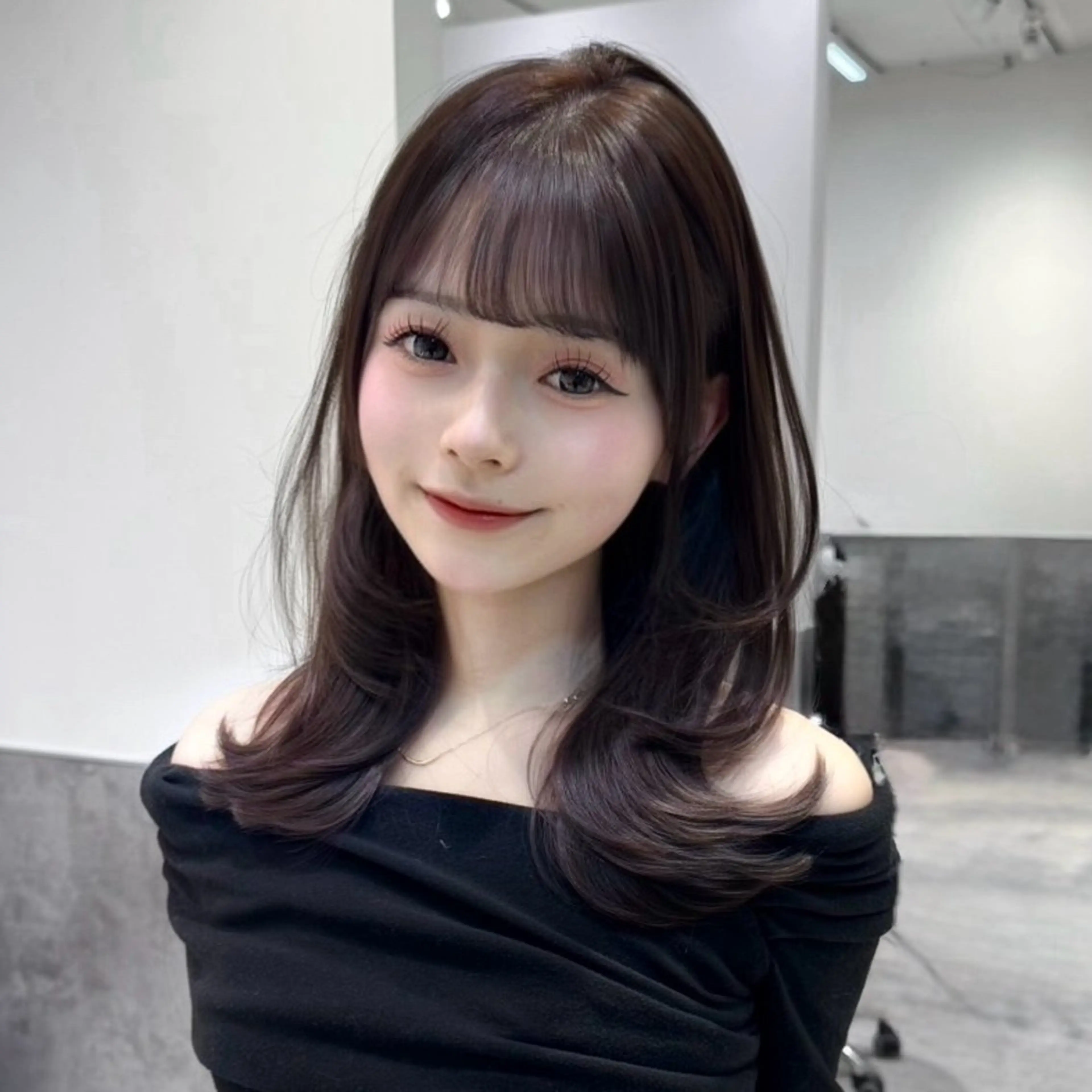 【✨️ミニモ学割✨️】韓国風顔周りカット+透明感ケアカラー✨️+髪質改善トリートメント✨️の写真