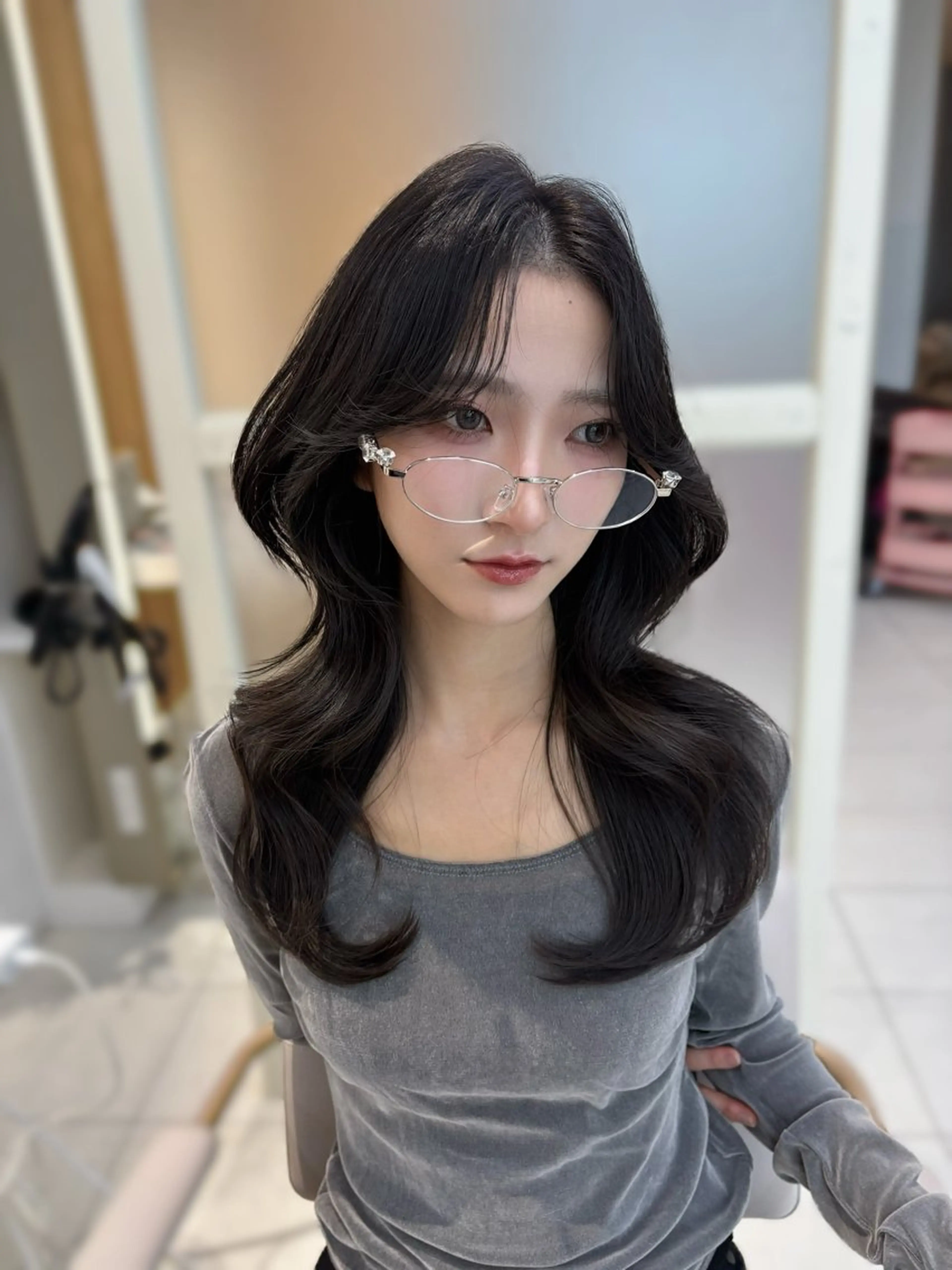 セミロング カット ヘアカラー トリートメント かなこ／レイヤー ／透明感カラーのヘアスタイル