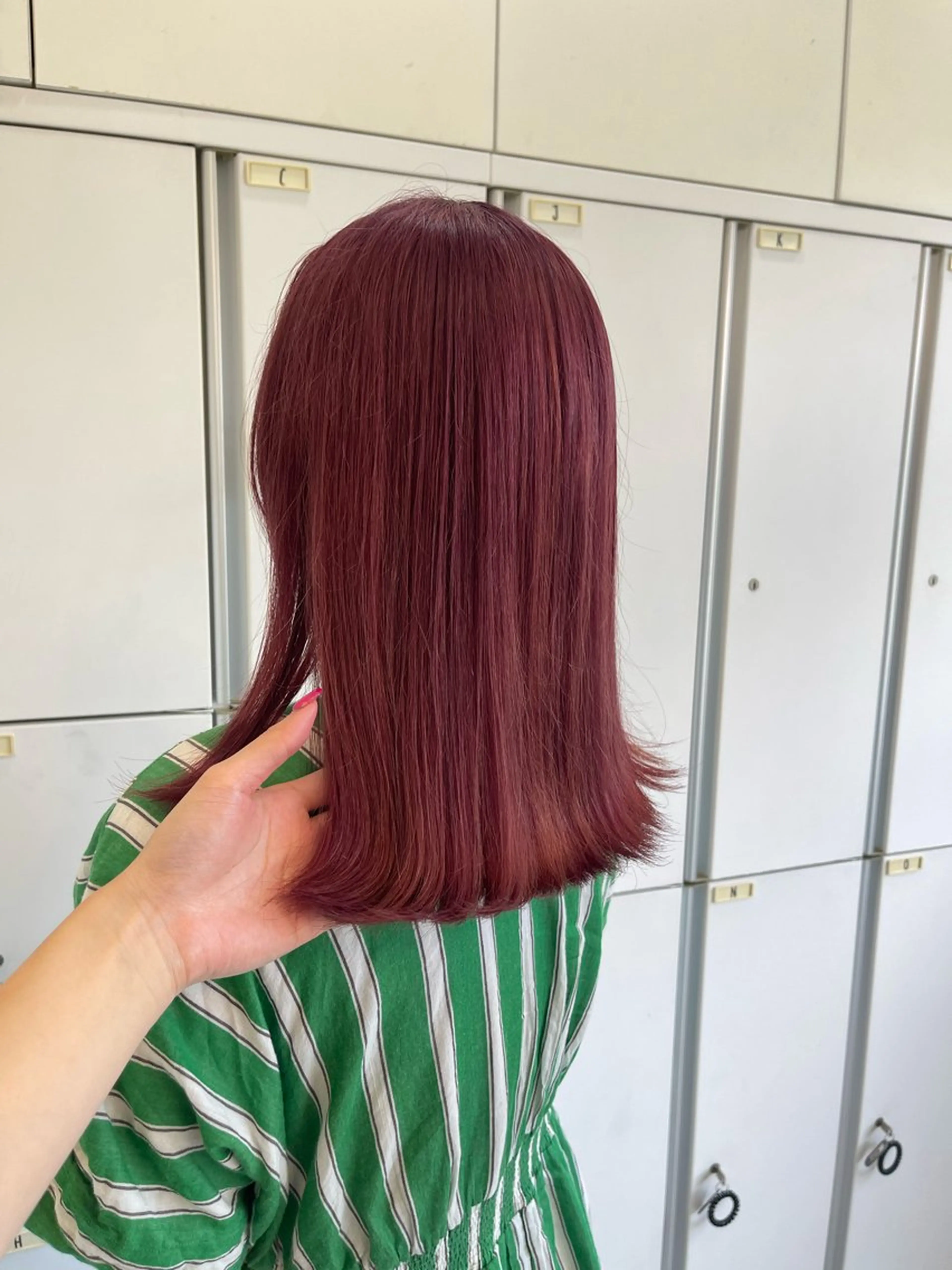 ミディアム カラー HAIR&MAKE  EARTH若葉台店所属・ICHIRI" 艶カラー/縮毛矯正のヘアスタイル