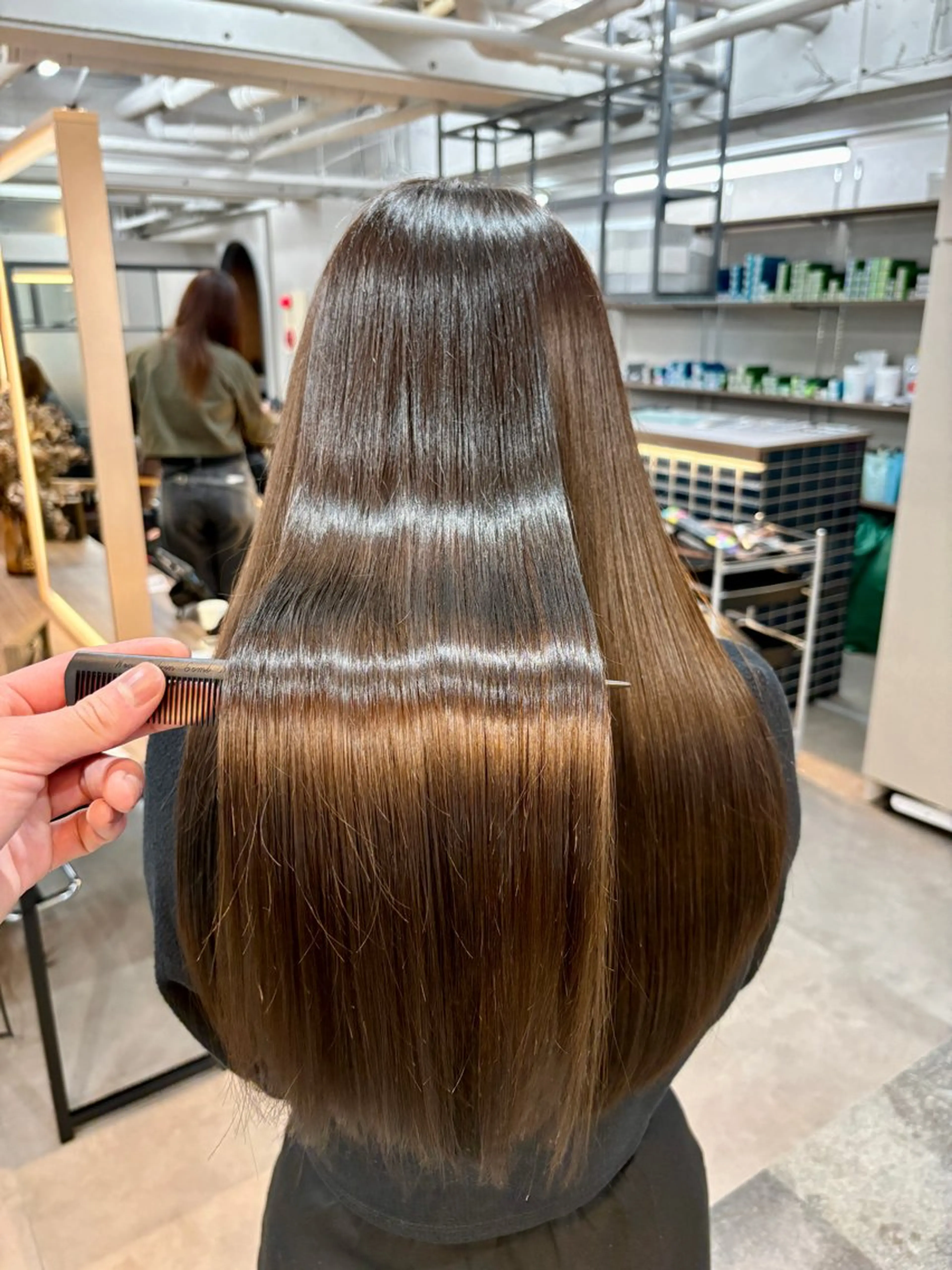 セミロング 縮毛矯正 トリートメント 💎艶髪/美髪特化 世麗💎のヘアスタイル