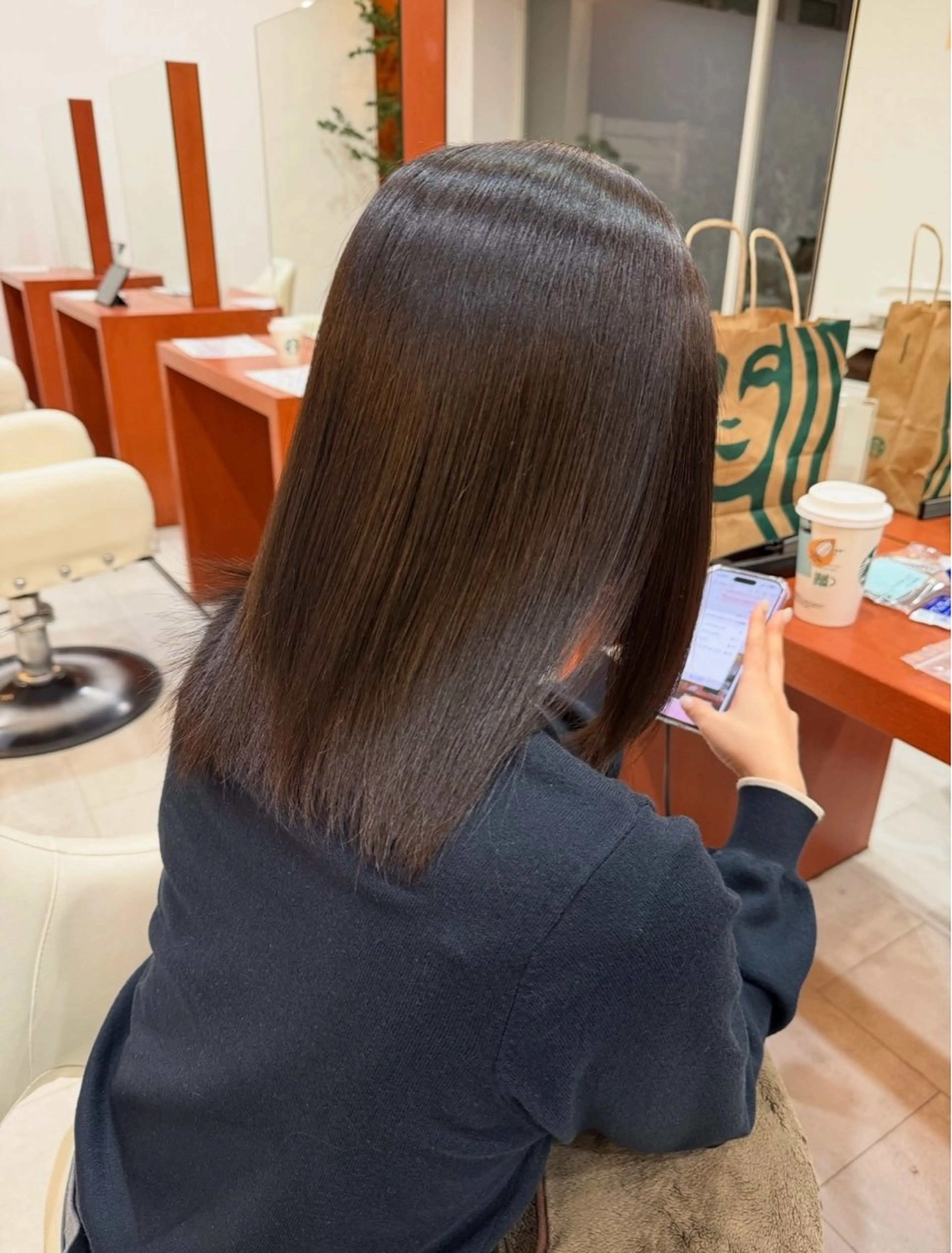 ミディアム カラー ヘアカラー 松本 華林のヘアスタイル