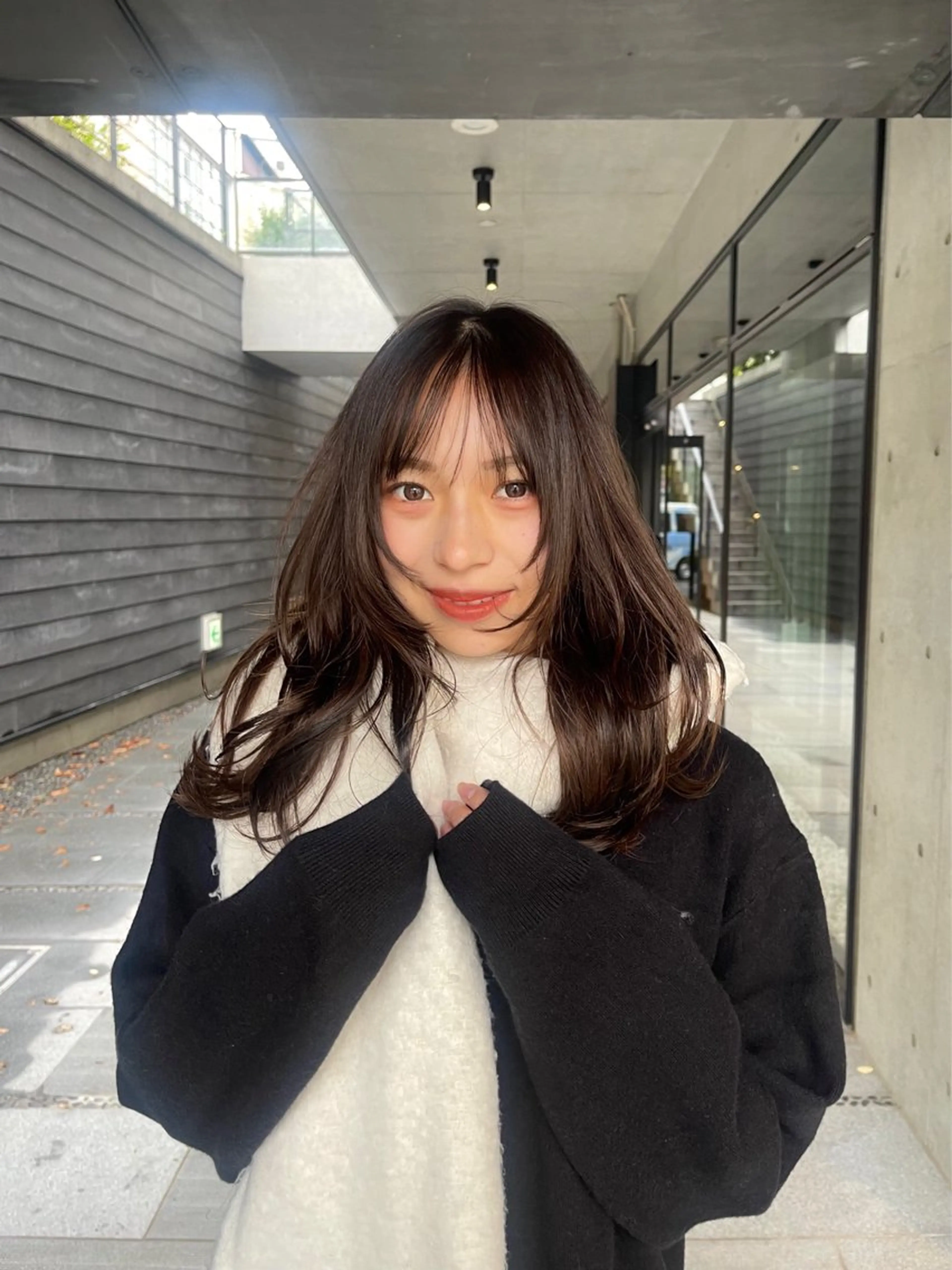 ロング カラー 愛莉/ラベンダー/ ベージュ/ブラウンのヘアスタイル