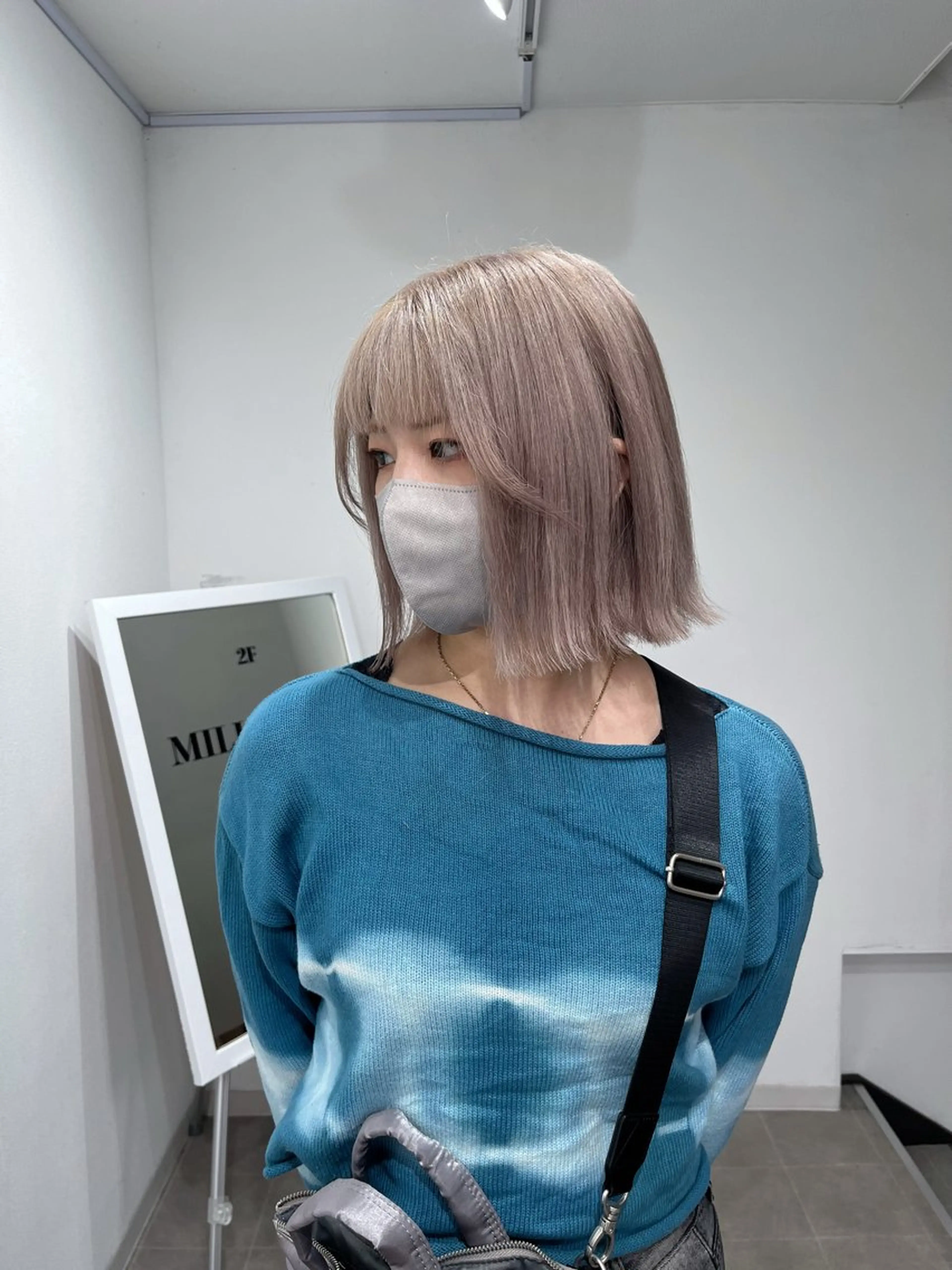 ショート カラー ベージュカラー ブリーチ ホワイトベージュ ヘアカラー トリートメント 韓国ヘア🇰🇷 RYOTAのヘアスタイル