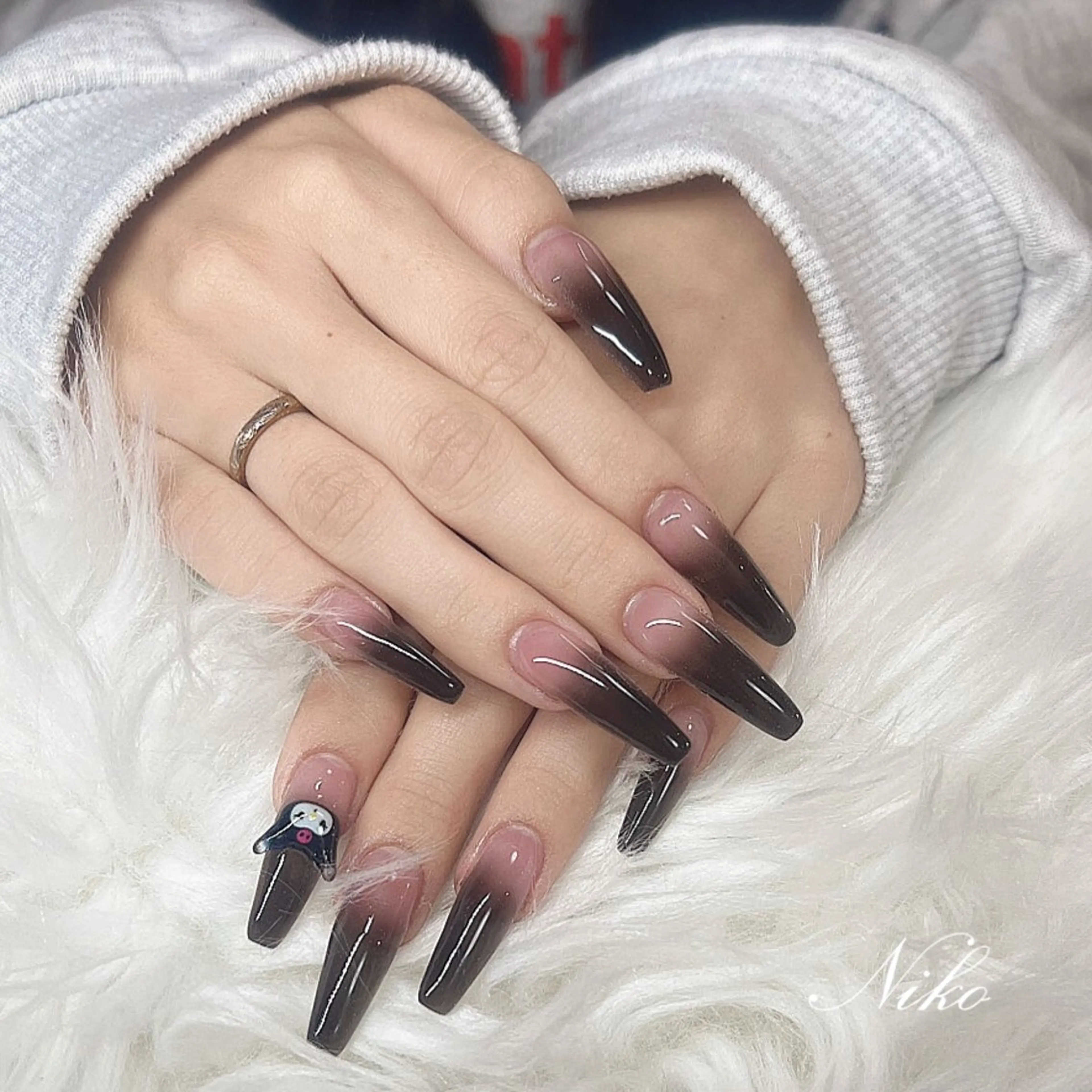 ネイル チークネイル 長さ出し フットネイル フレンチネイル ジェルネイル Niko nailサロンのネイルデザイン