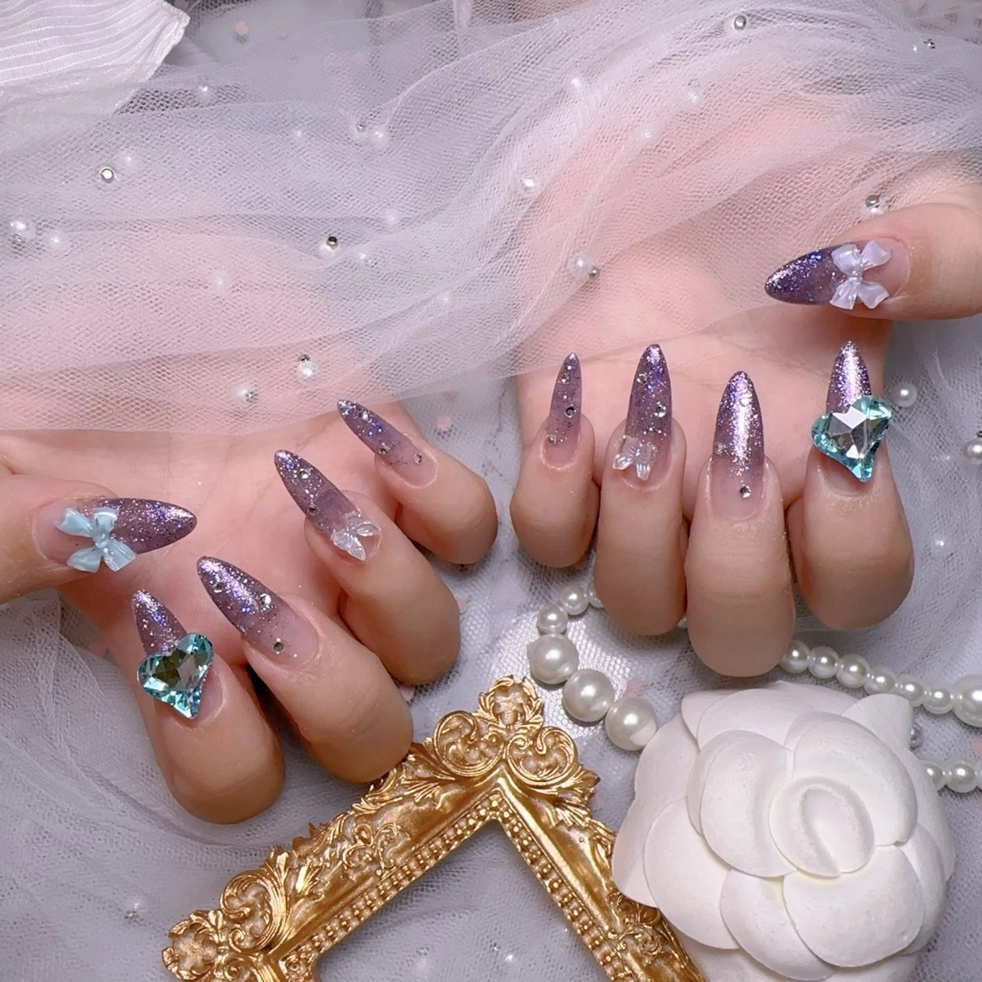 ネイル オーロラネイル フットネイル 韓国ネイル ラメ(グリッター) ラメグラデーション ハンドネイル Belle nail salon 新小岩のネイルデザイン