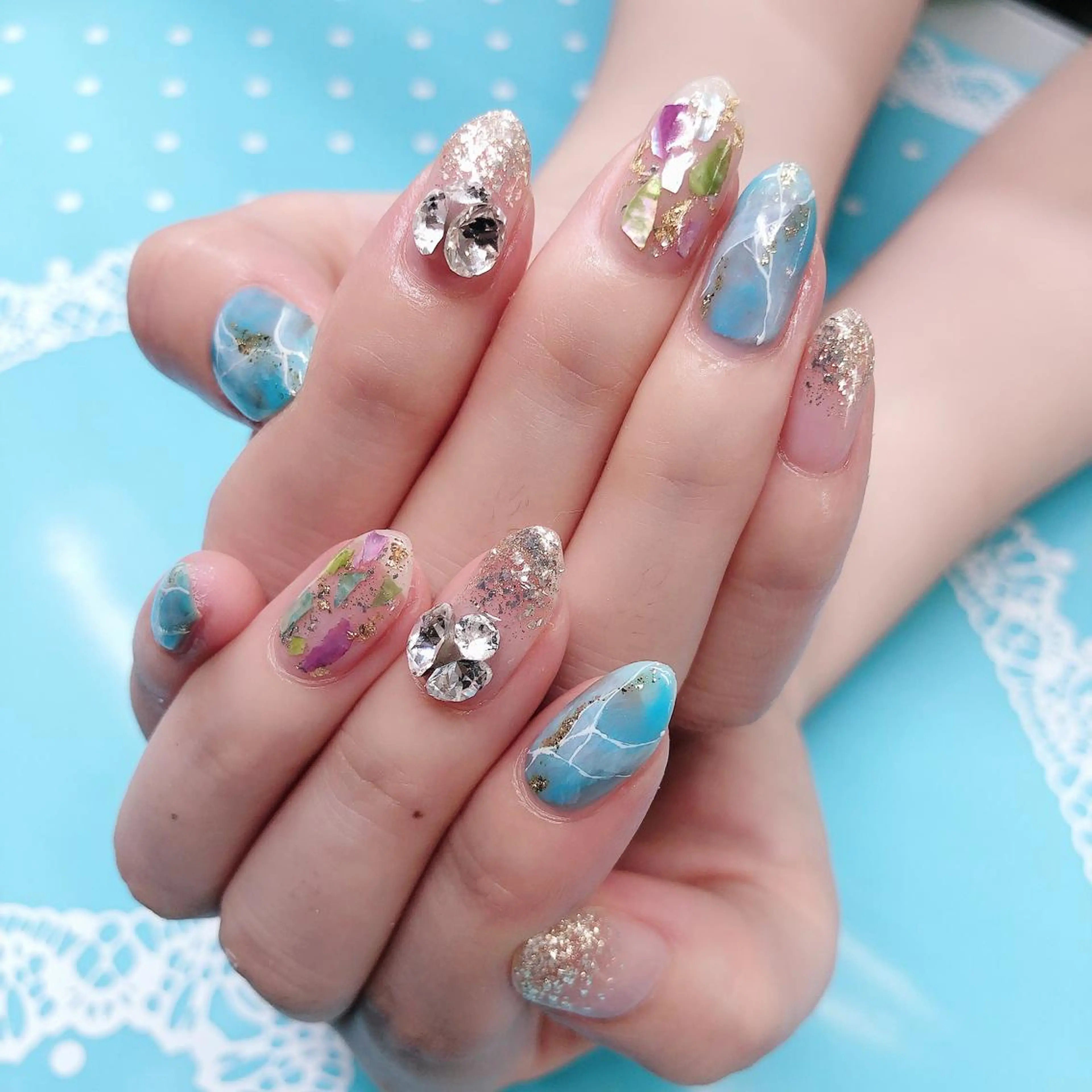 ネイル Luccica nailのネイルデザイン