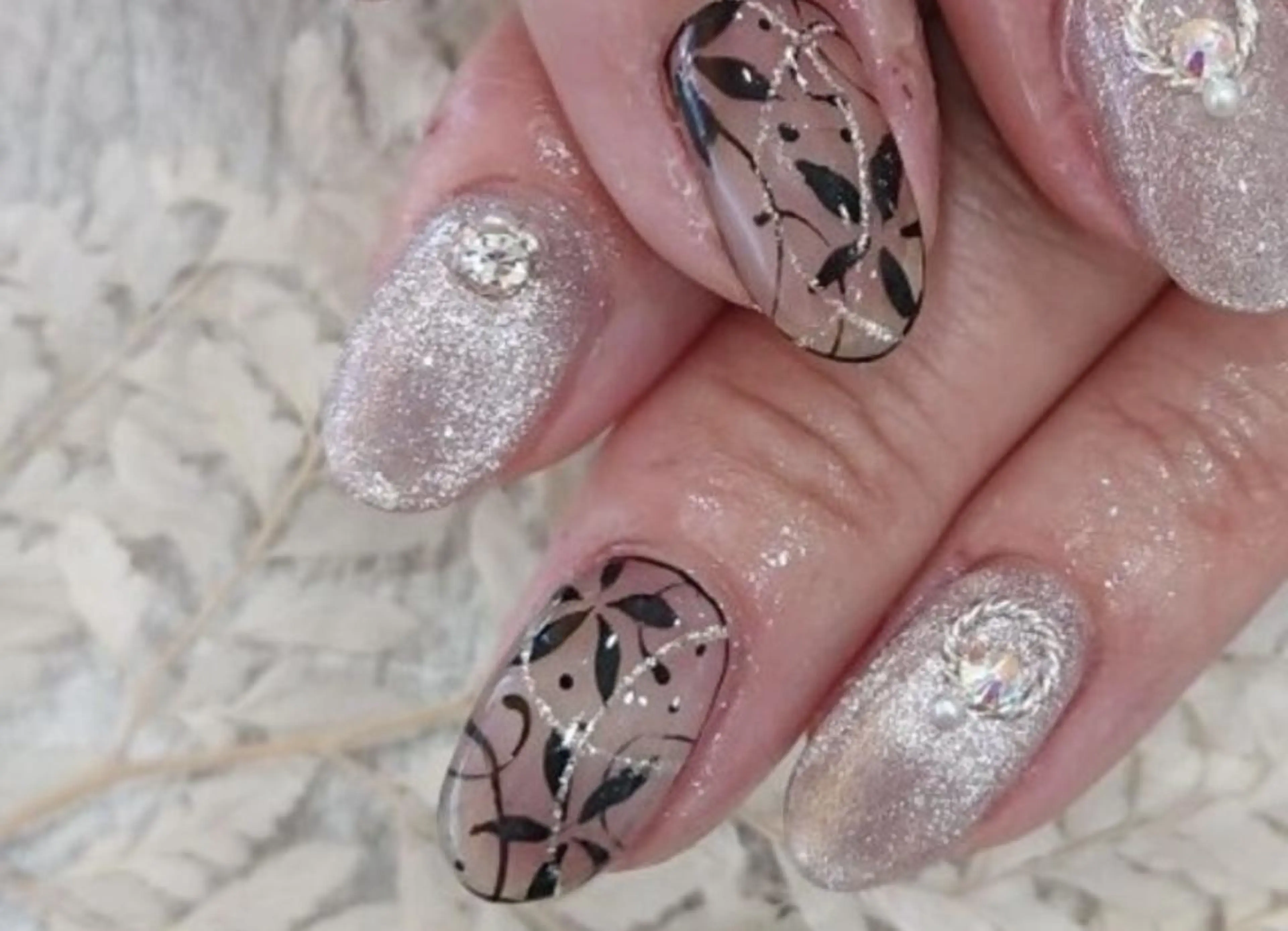 【初回ジェルオフ無料】お好きなアートなんでも2本自由にオーダー可能★　【オフ無し】の写真