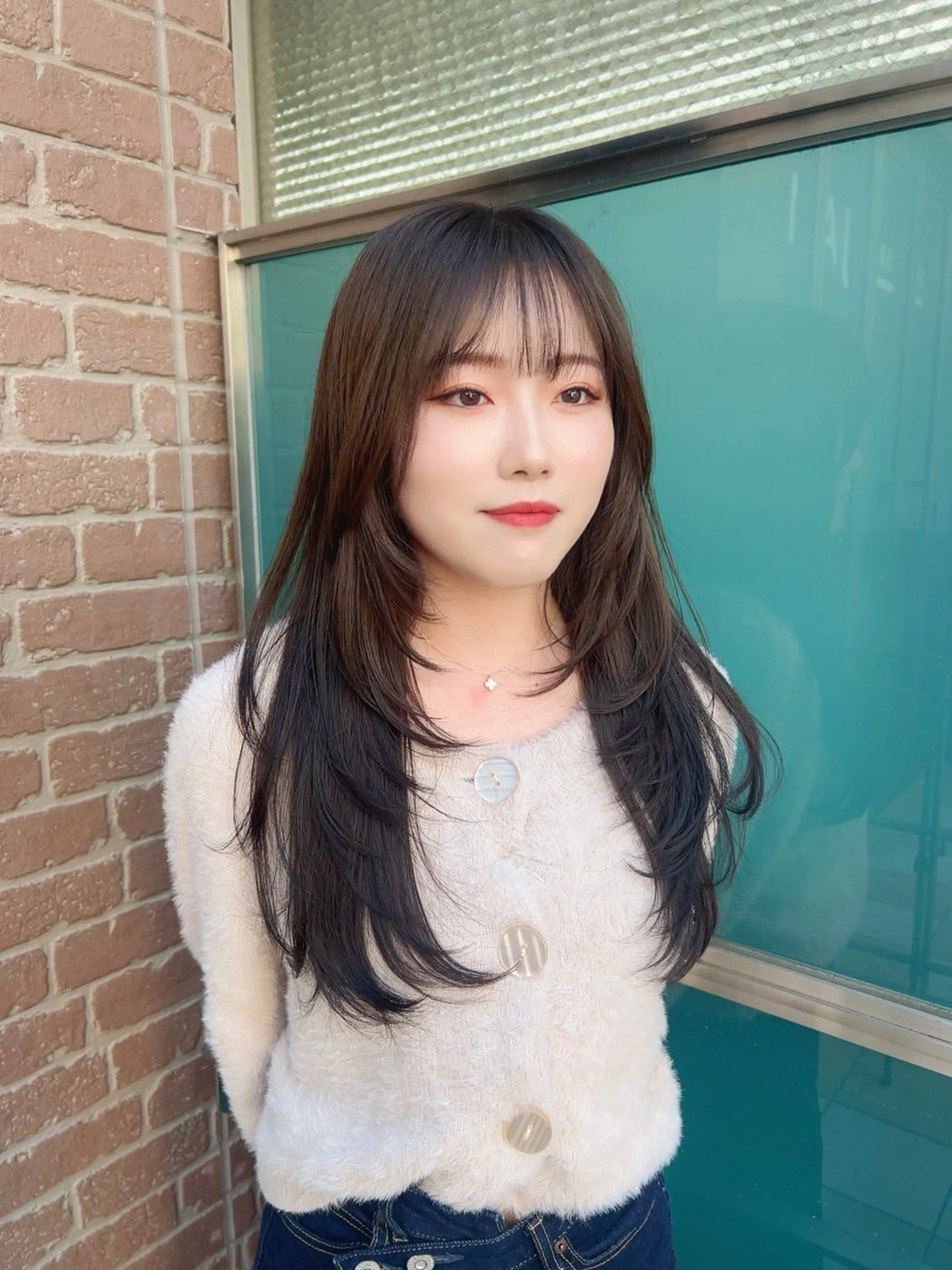 ロング レイヤーカット ワンホンレイヤー カット ヘアカラー トリートメント レイヤー/韓国/ ハッシュ/高田翼のヘアスタイル