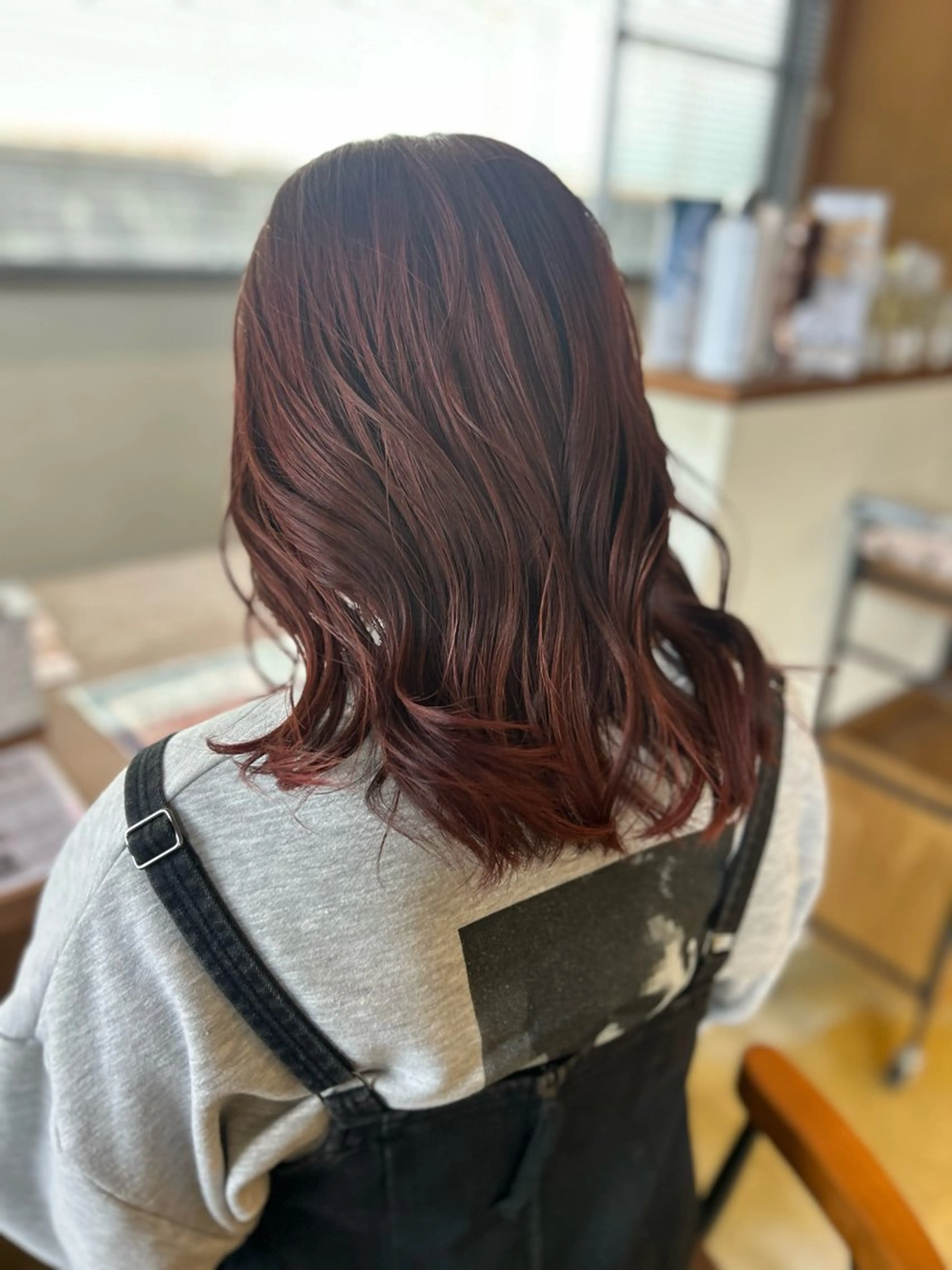 ミディアム カラー ブラウンカラー レッドカラー カット ヘアカラー トリートメント カノエ下関熊野所属・カノエ下関熊野店 /つきかのヘアスタイル