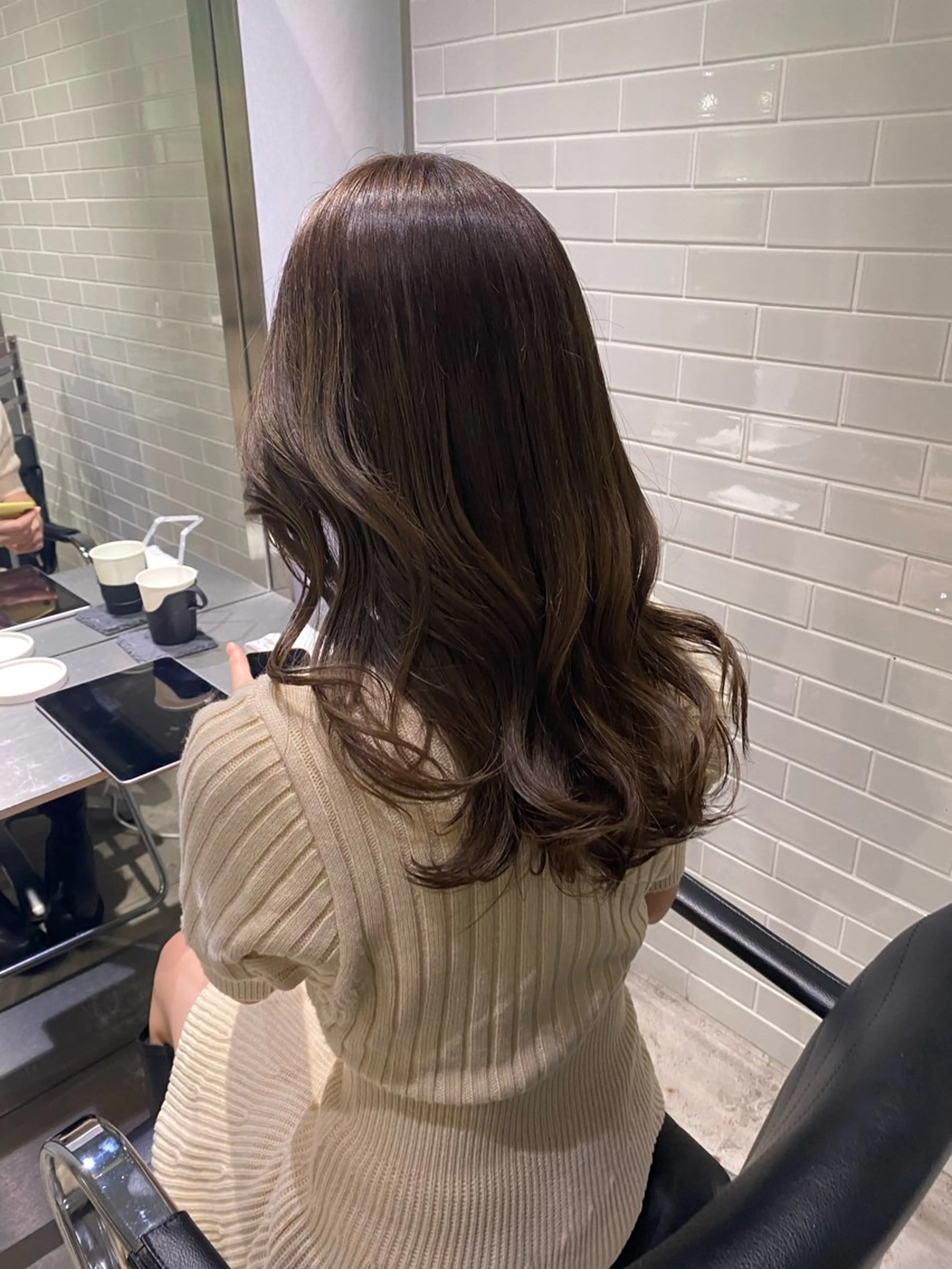 セミロング カラー アッシュ ベージュカラー とびまつ /ショート/脱白髪染のヘアスタイル