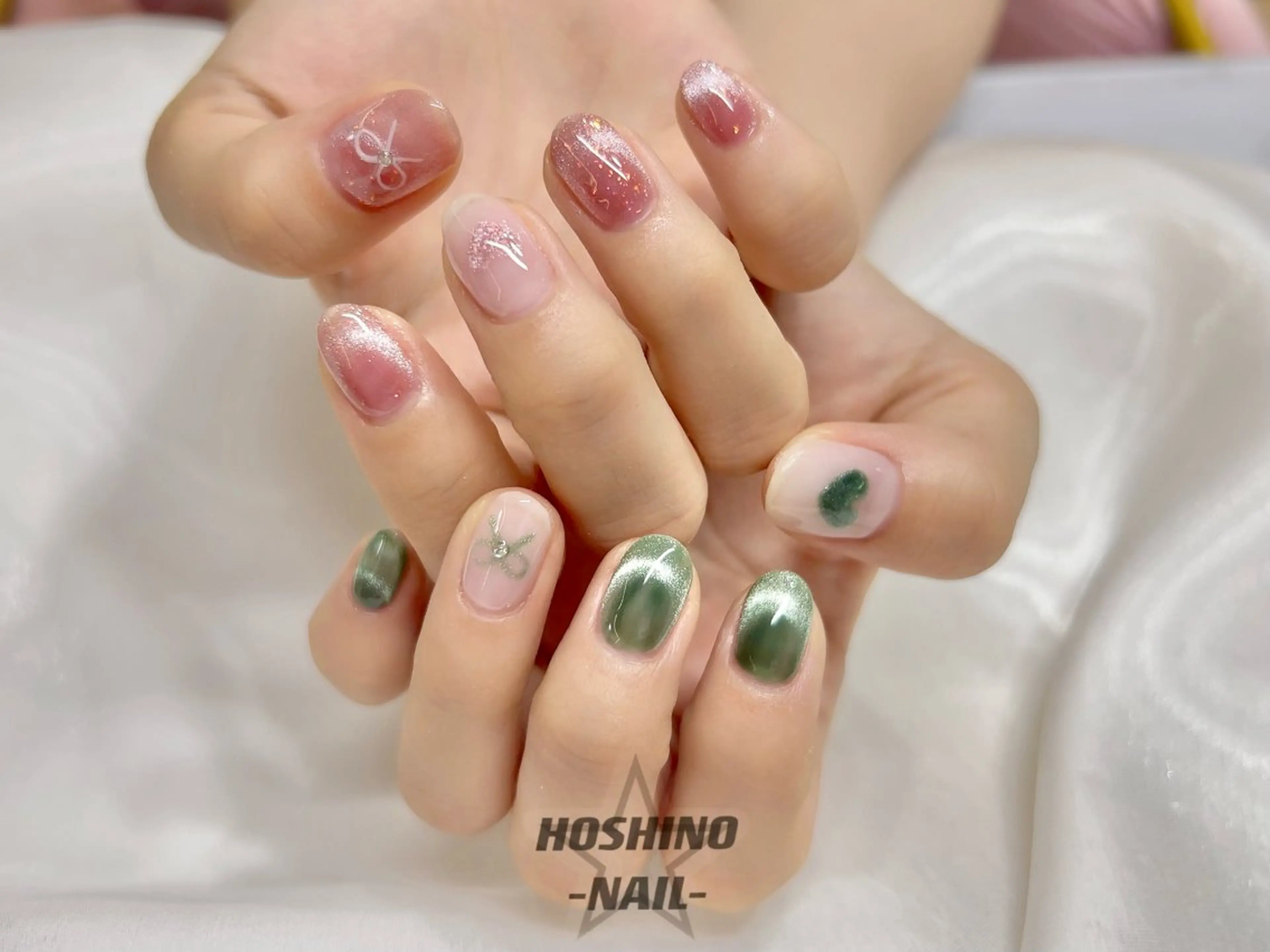 ネイル マグネットネイル ハンドネイル ★HOSHINO NAIL★新宿店のネイルデザイン