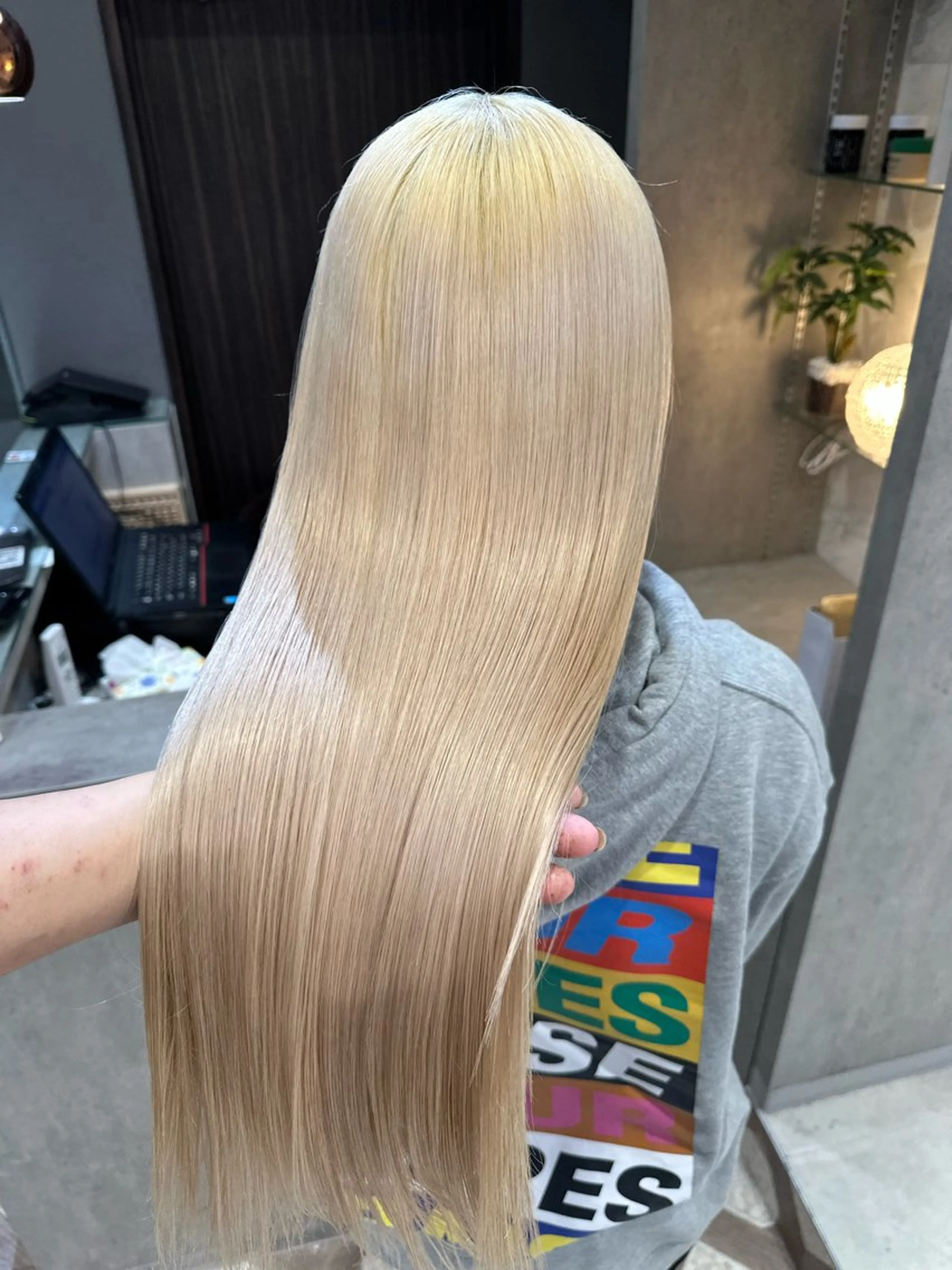 ロング カラー ヘアカラー AYAKASA 暖色カラー/レイヤーのヘアスタイル