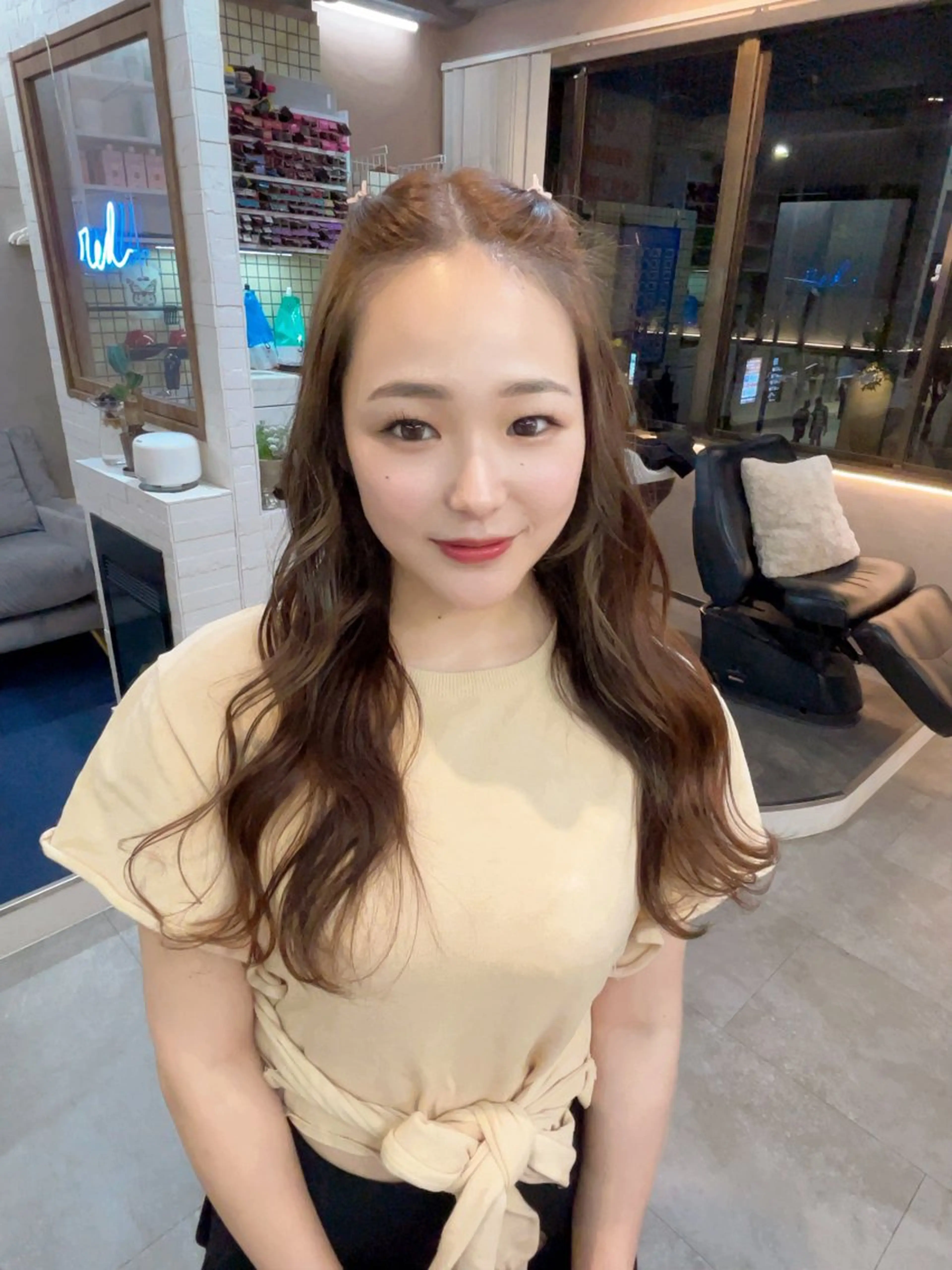 ロング カラー カット ヘアカラー MIES amane(アマネ)のヘアスタイル