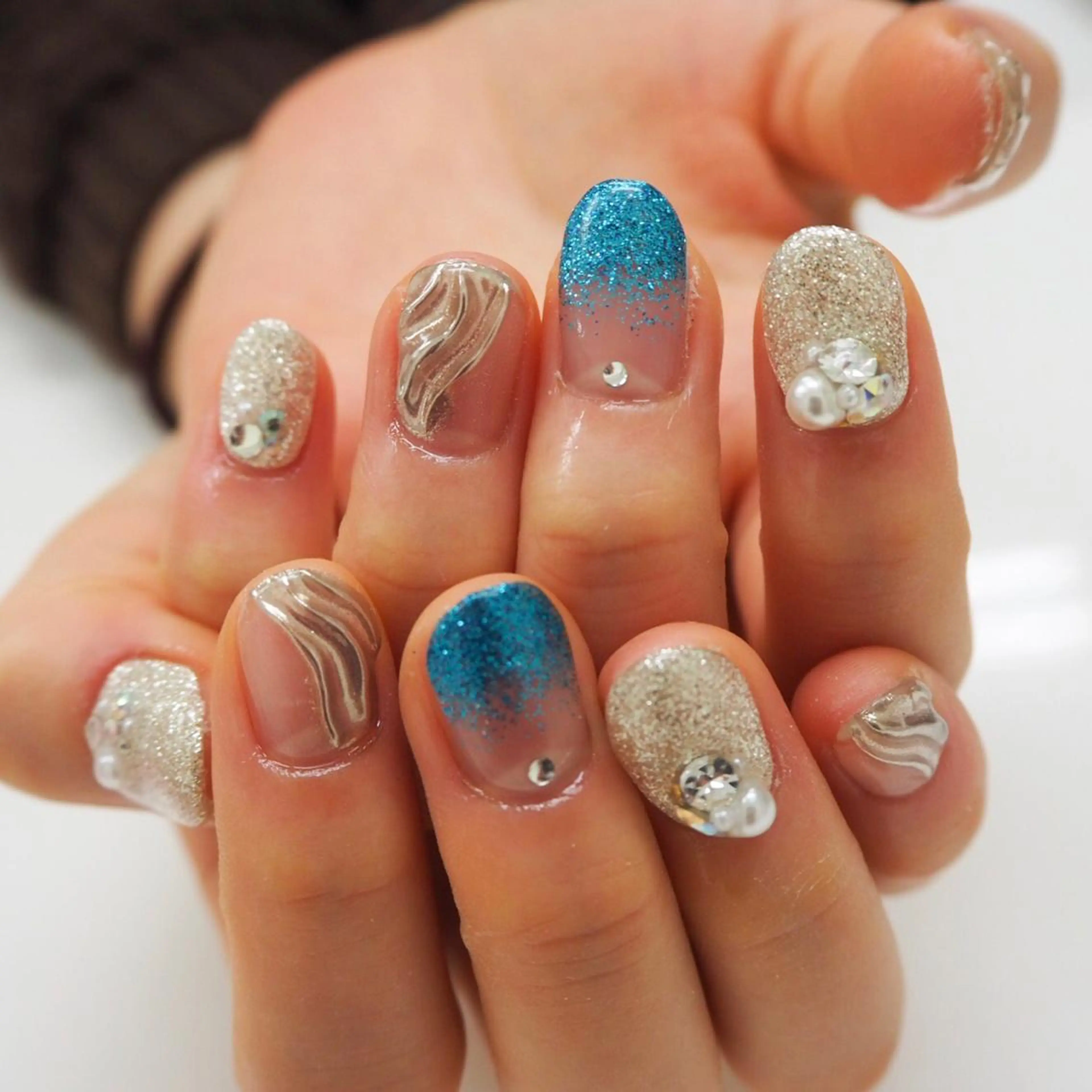 ネイル Hisaka Mikiのネイルデザイン