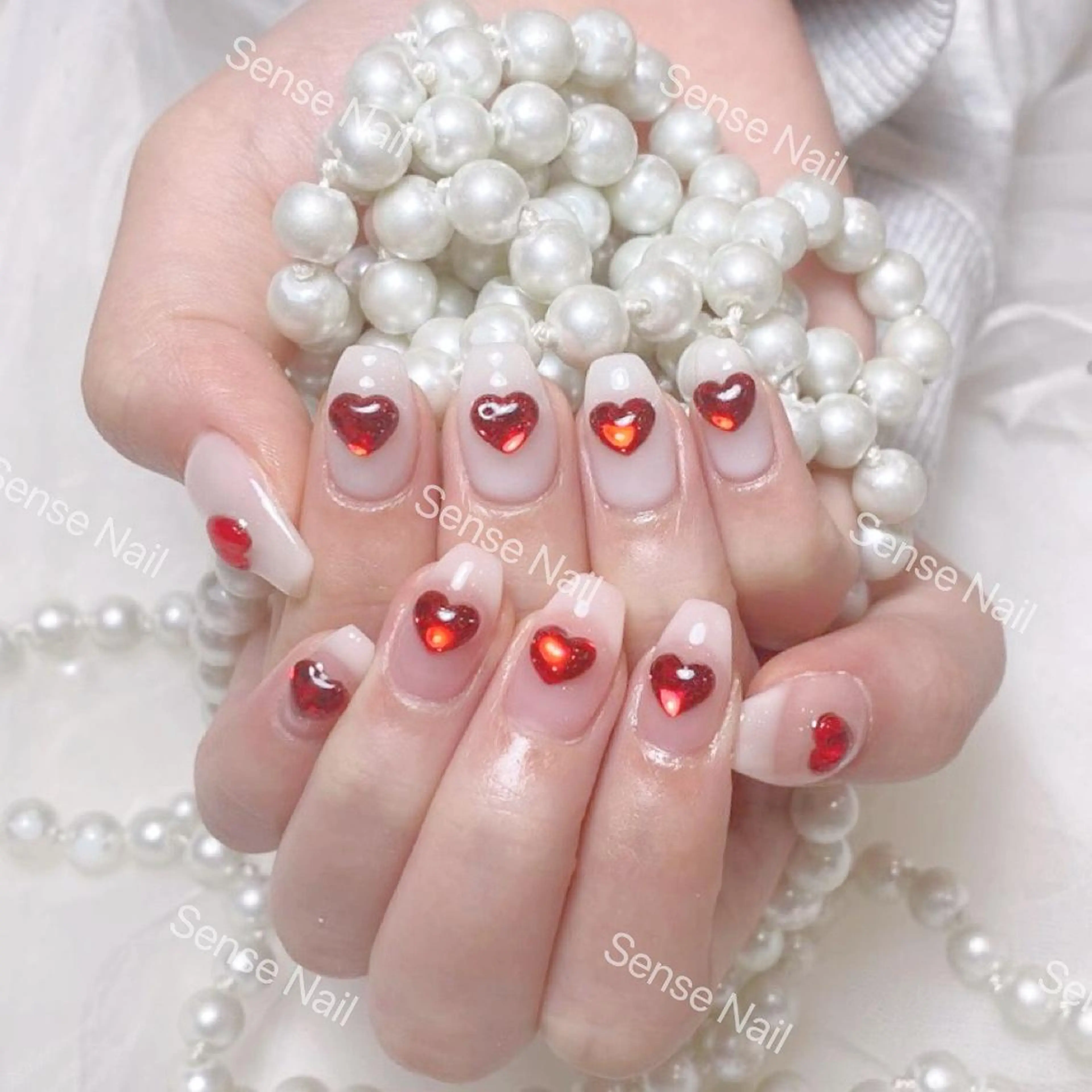 ネイル Queening 🦋のネイルデザイン