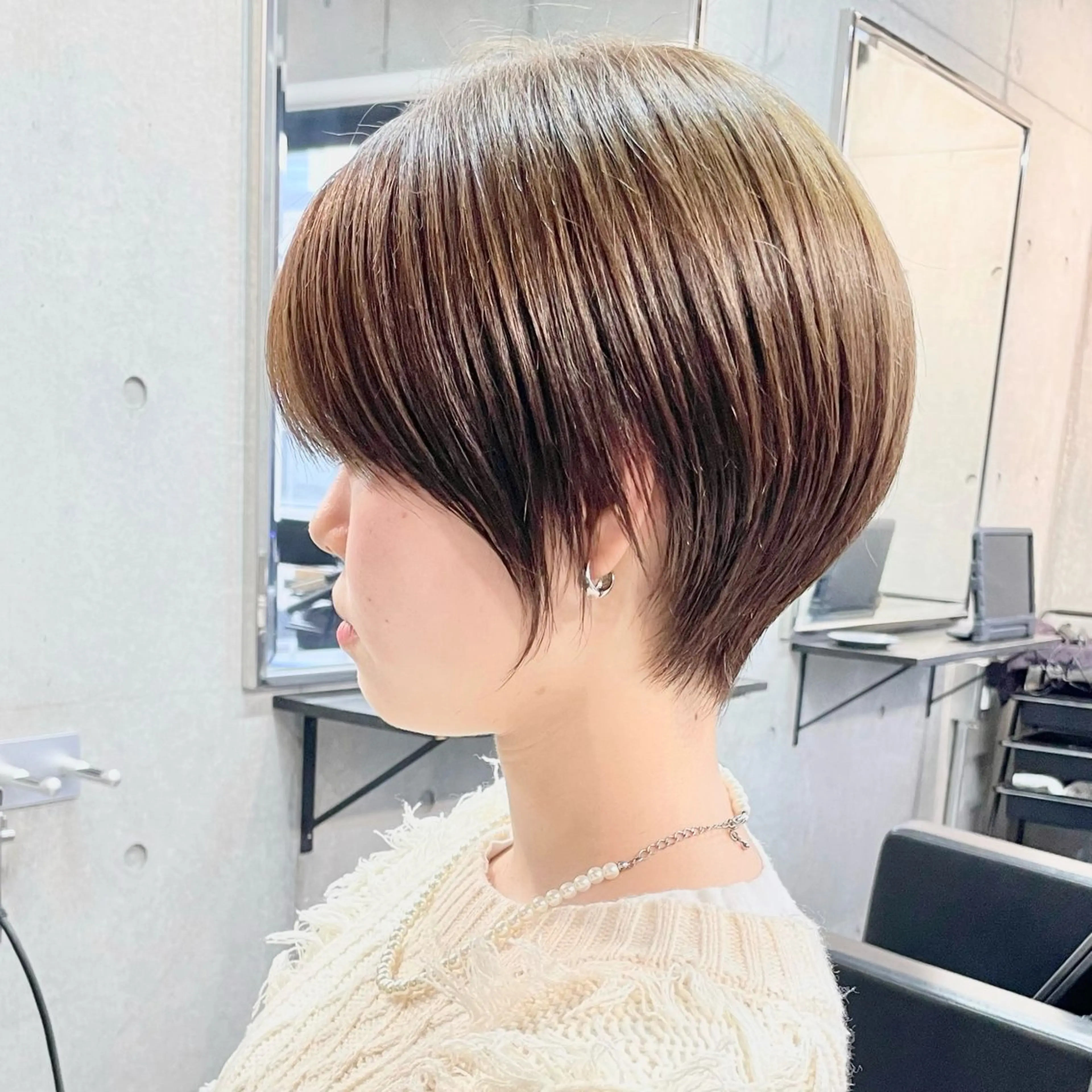 ショート カラー パーマ 丸みショート くびれヘア ショートヘア カット ヘアカラー トリートメント ショートボブ髪質改善 縮毛矯正のプロ山道潤のヘアスタイル