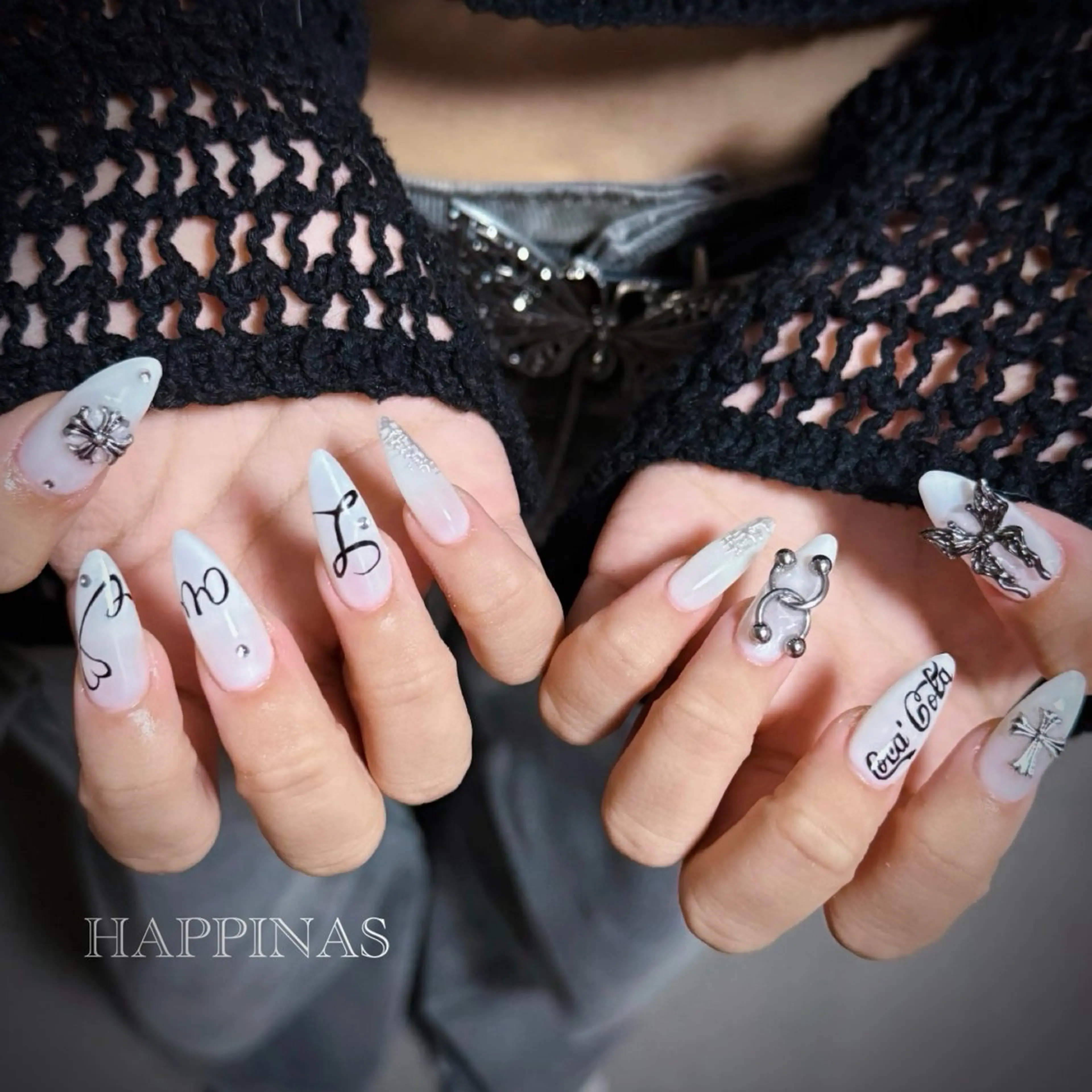 ネイル スカルプネイル ハンドネイル HAPPINAS ののかのネイルデザイン