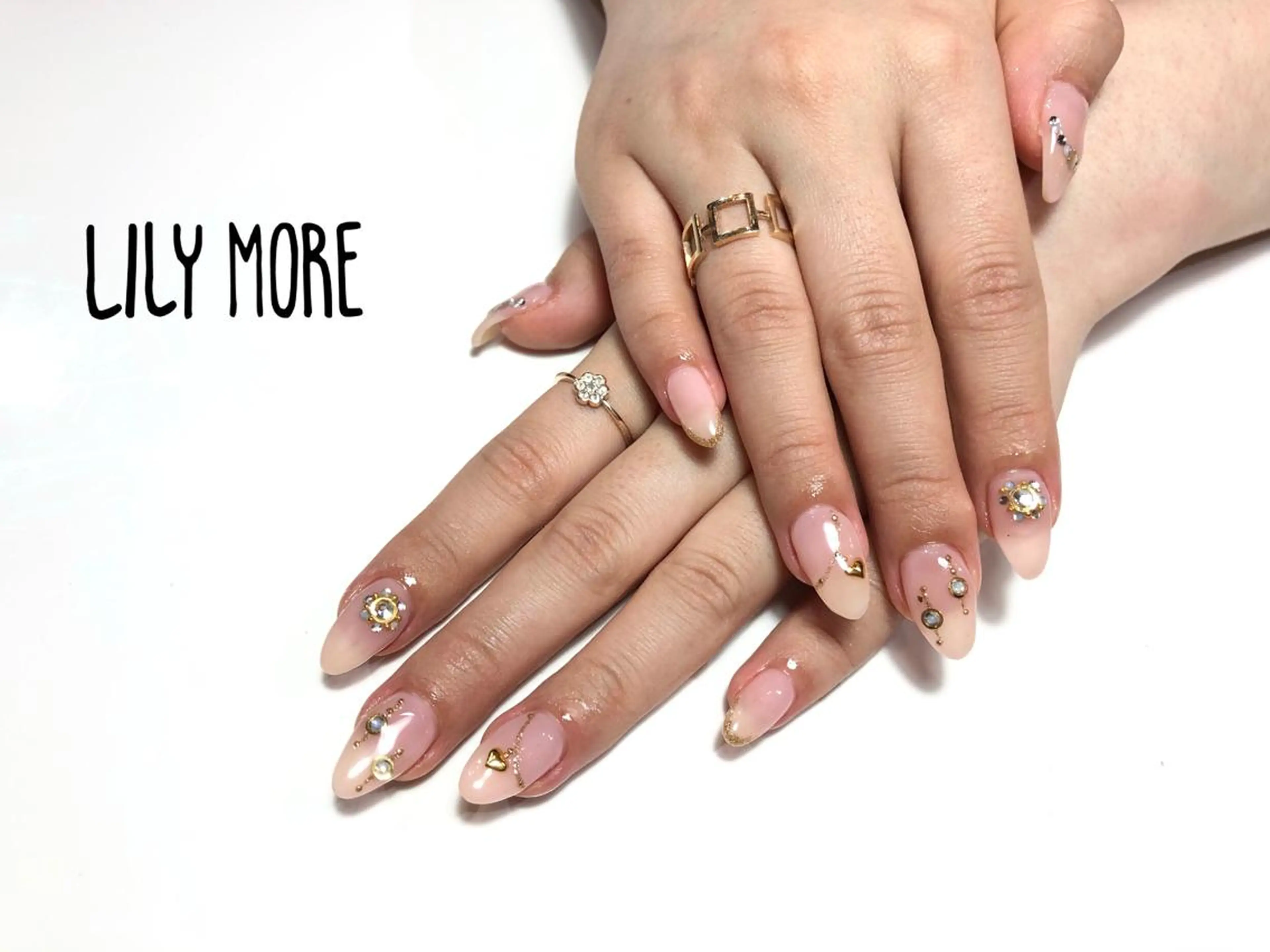 ネイル Lily closetのネイルデザイン