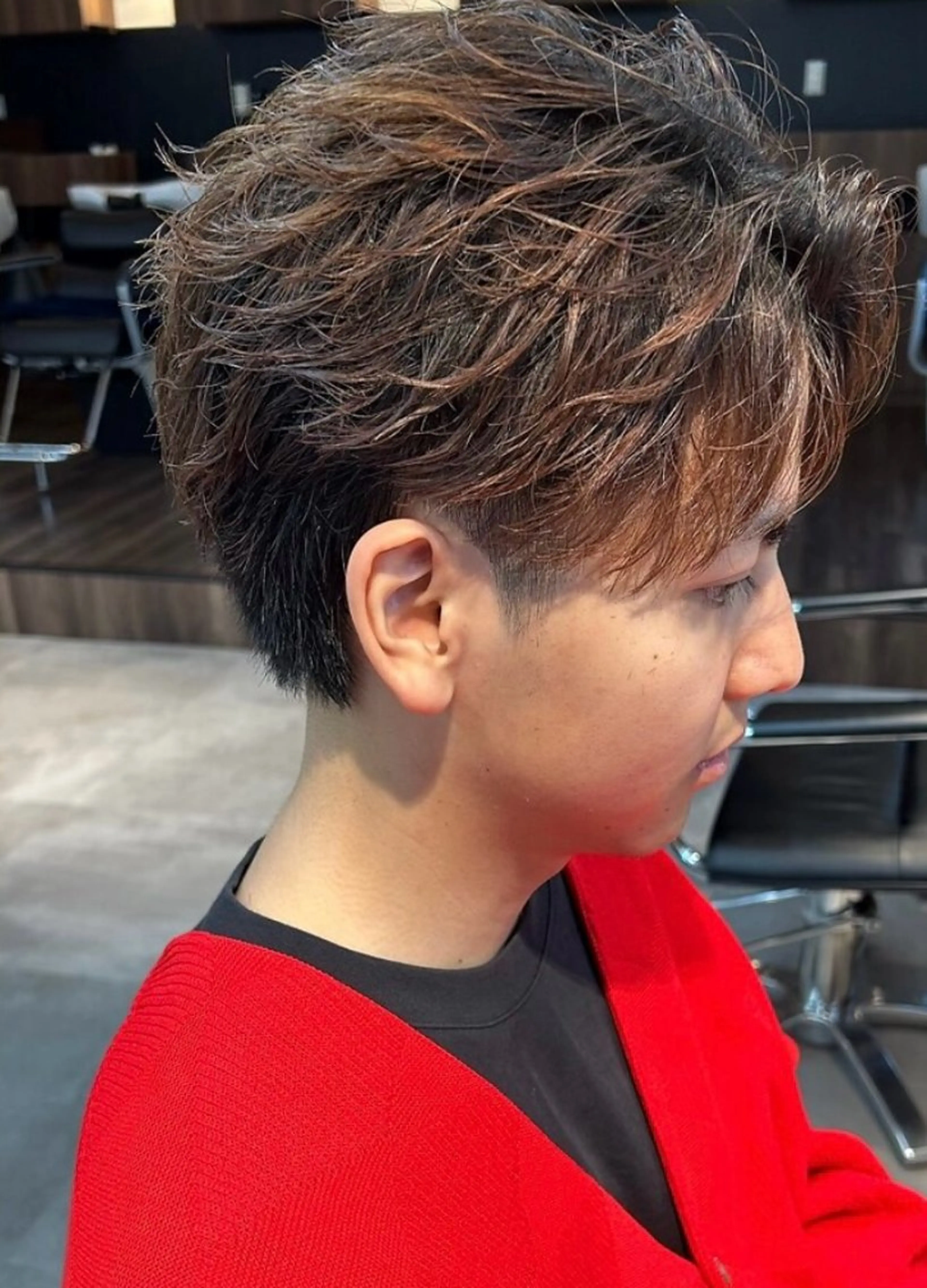 パーマ メンズ フェザーパーマ メンズパーマ カット ヘアカラー フェザーパーマ/保立 /メンズカット/韓国のヘアスタイル