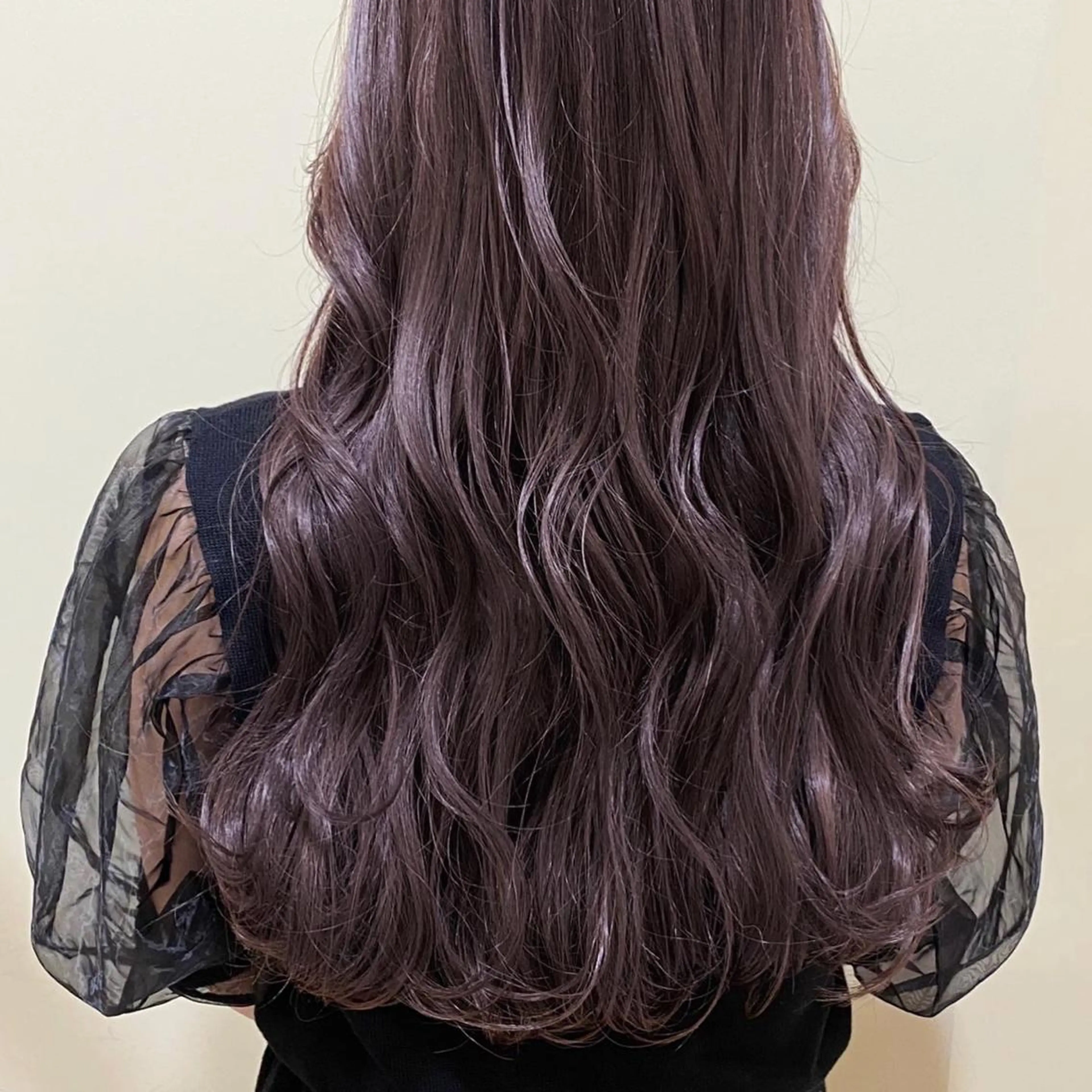 ロング カラー ANNA /艶髪/ハイトーンのヘアスタイル