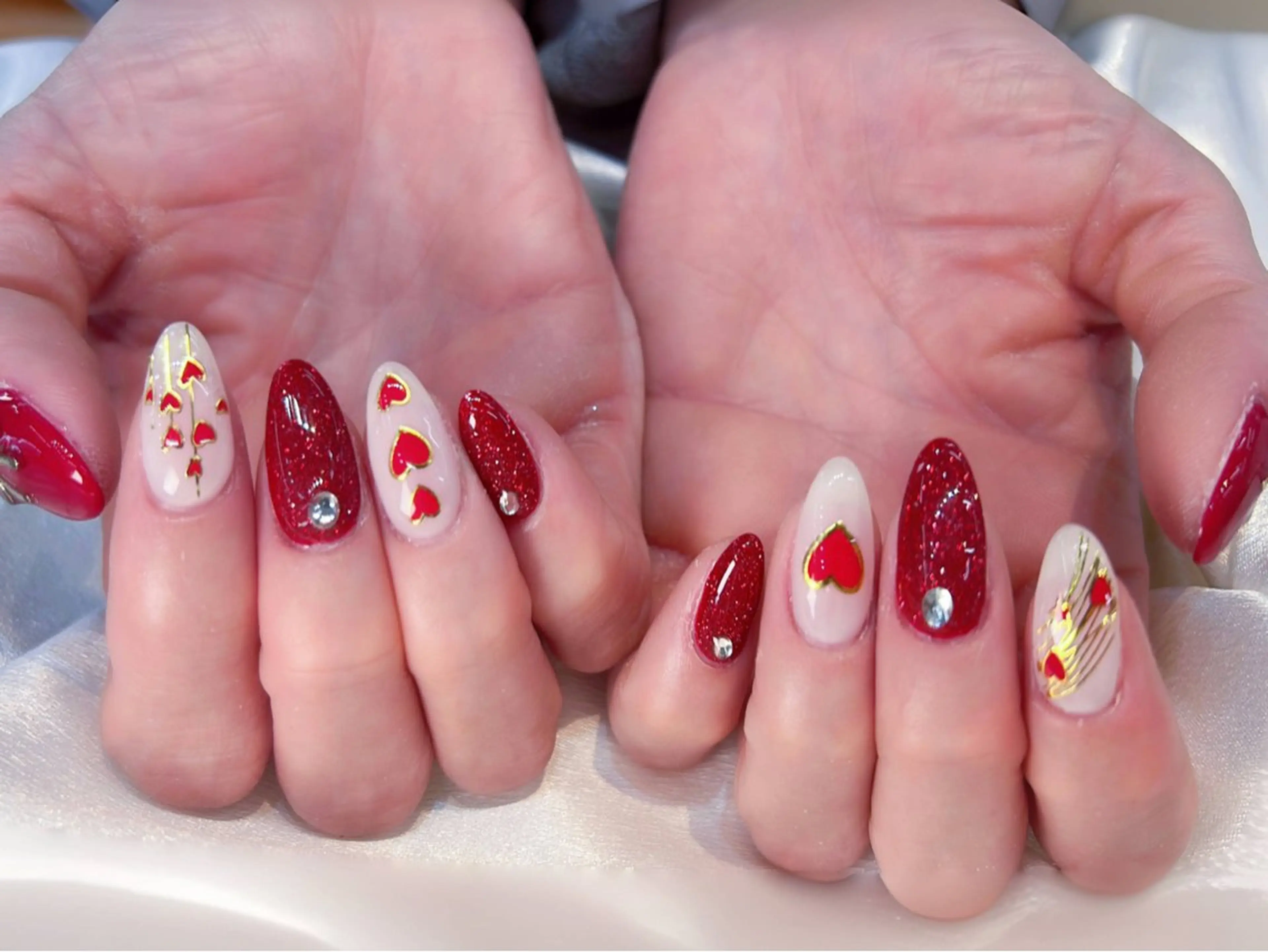 ネイル アートネイル チークネイル 長さ出し フットネイル ジェルネイル ハンドネイル ハンドケア ラッキーネイルサロン 西川口東口店のネイルデザイン