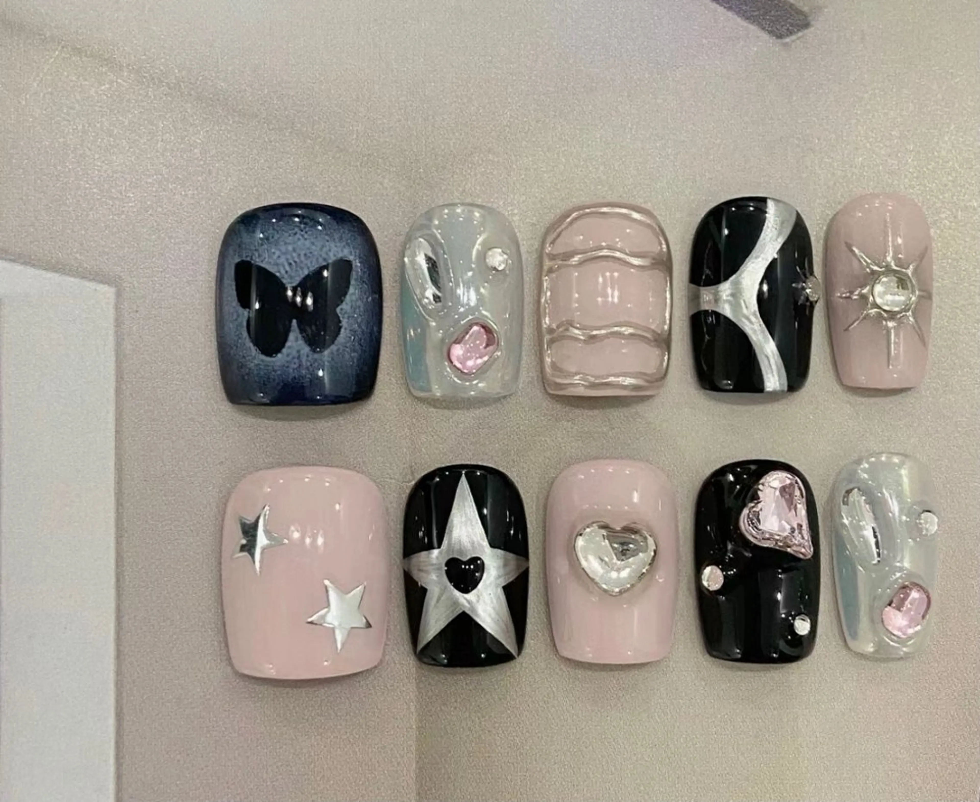 ネイル ハンドネイル D-BEAUTY Nailsalonのネイルデザイン