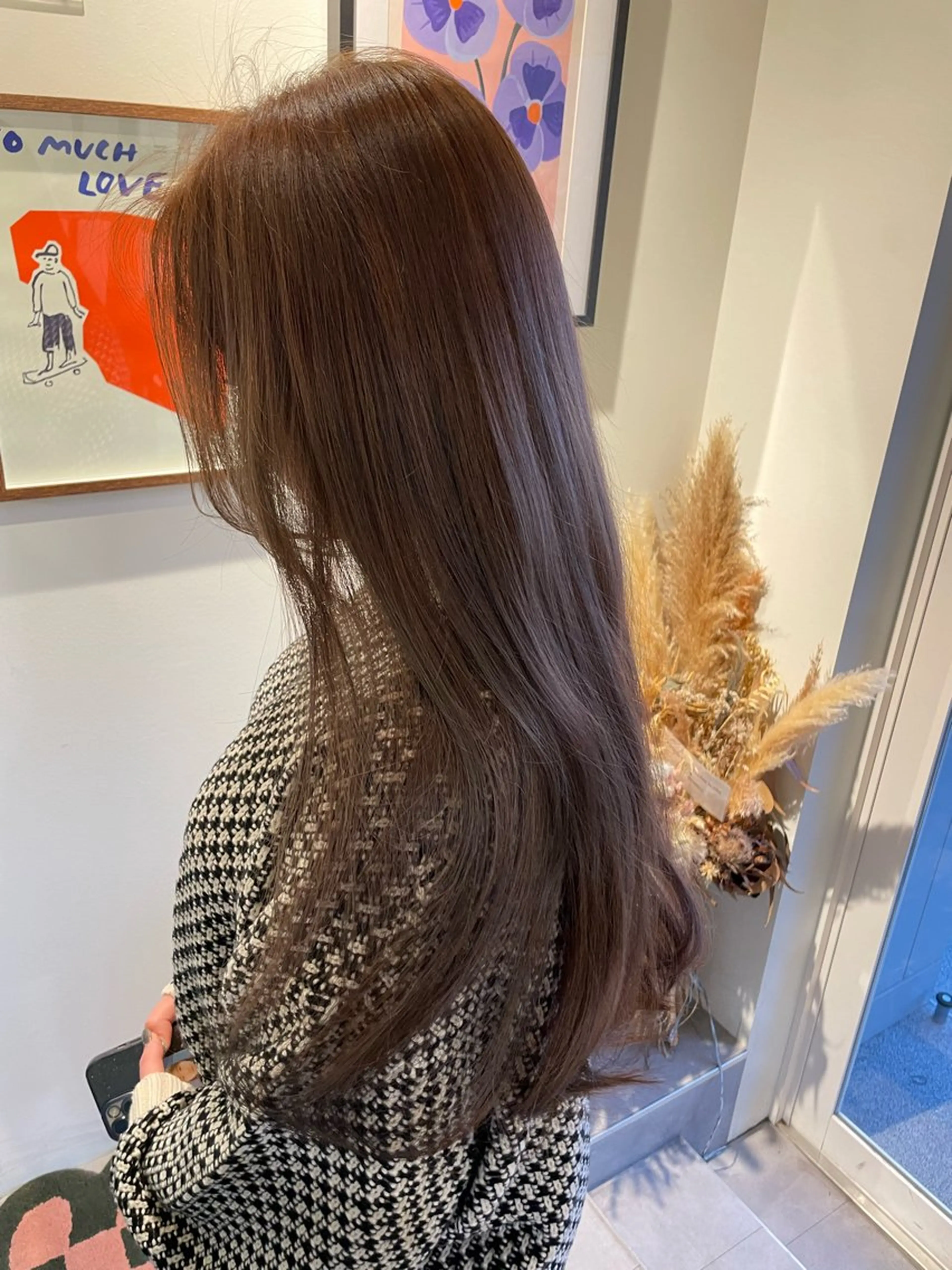 ロング カラー グレージュ ヘアカラー 若月 あやかのヘアスタイル