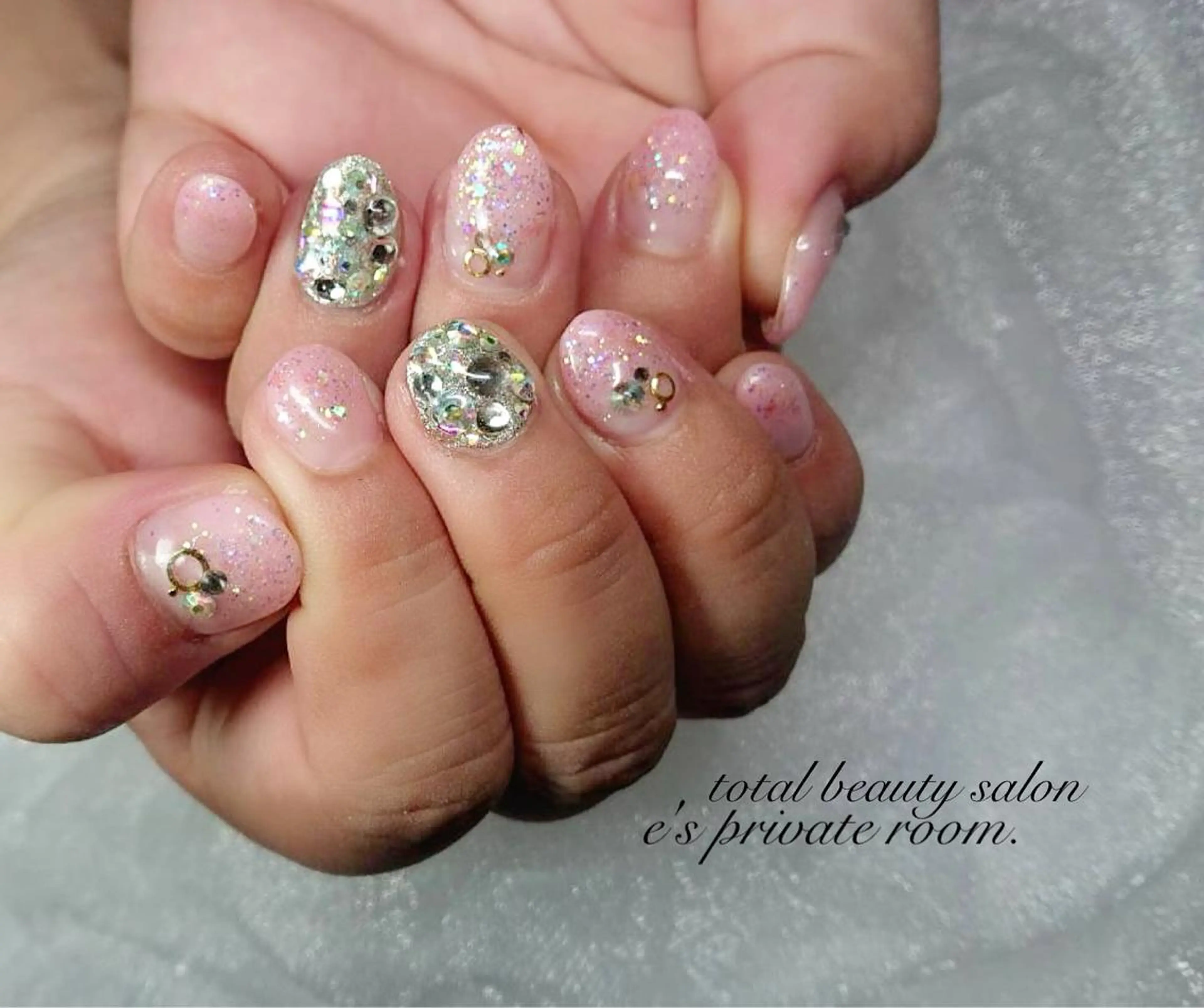 ネイル LAVISH nail salonのネイルデザイン