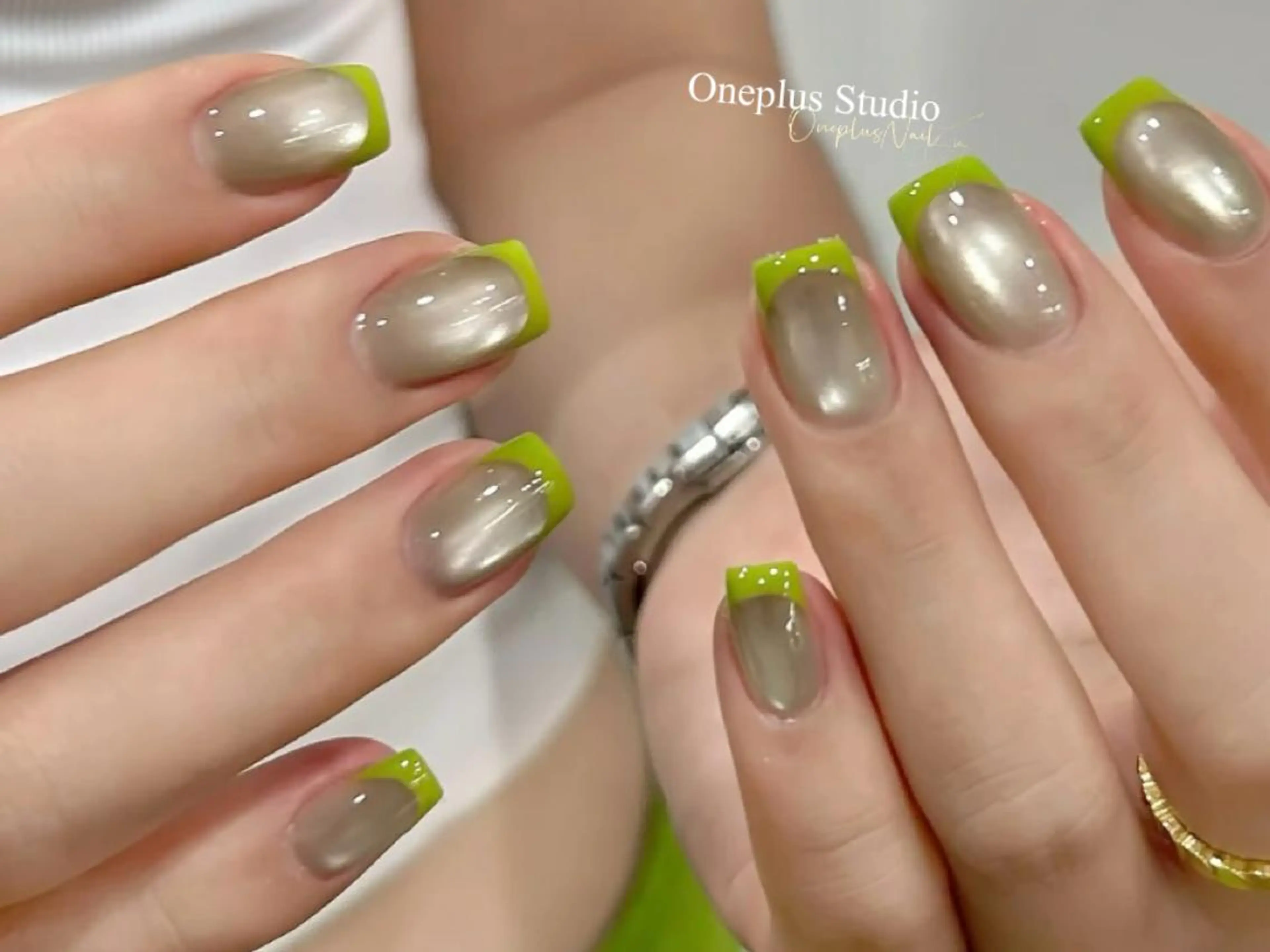 ネイル アートネイル オーロラネイル ガーリー キラキラネイル 韓国ネイル haruka 🧸のネイルデザイン