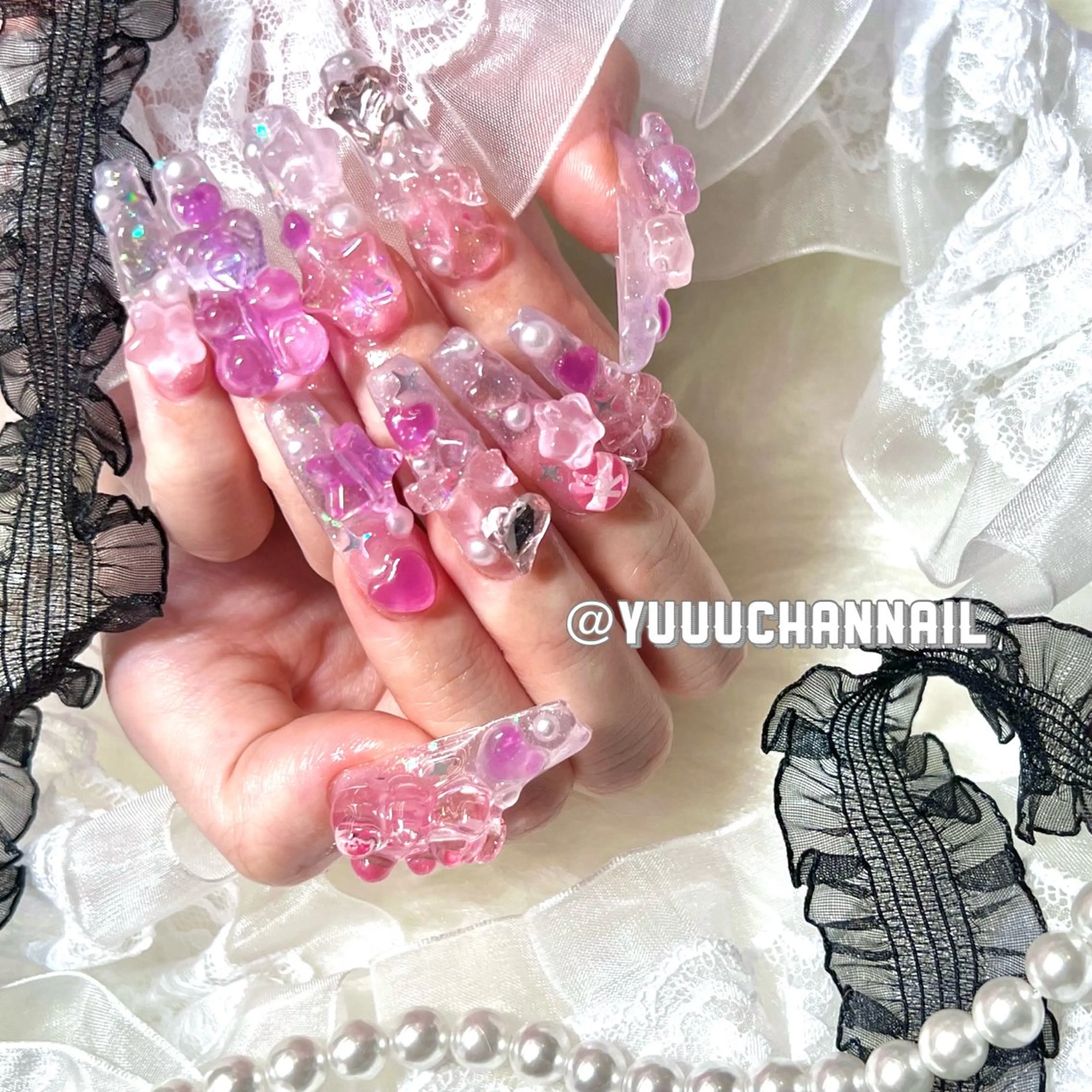 ネイル 痛ネイル🩷渋谷 🧸Yunaのネイルデザイン