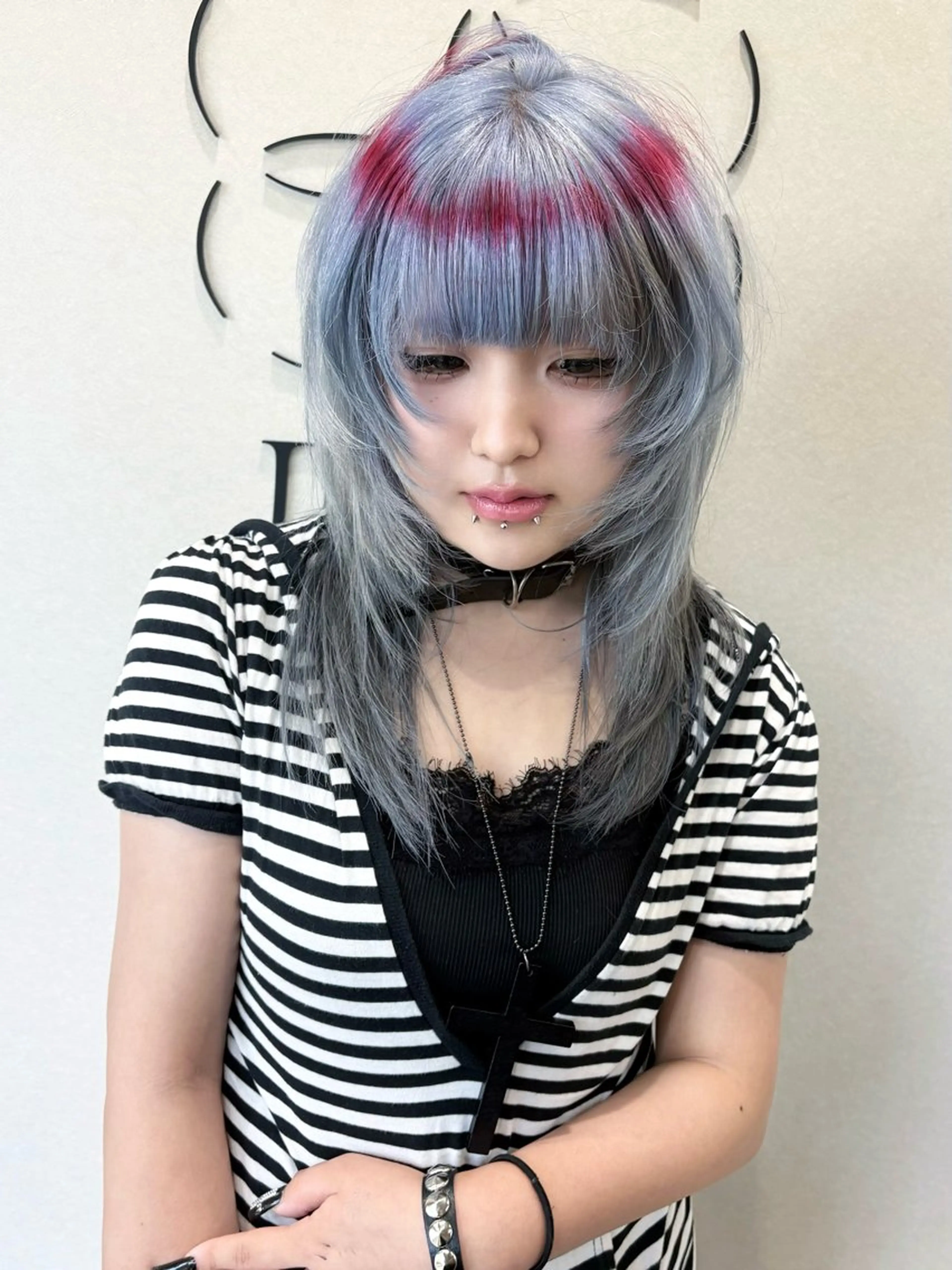 ミディアム 夏季 デザインカラー /ブリーチカラーのヘアスタイル